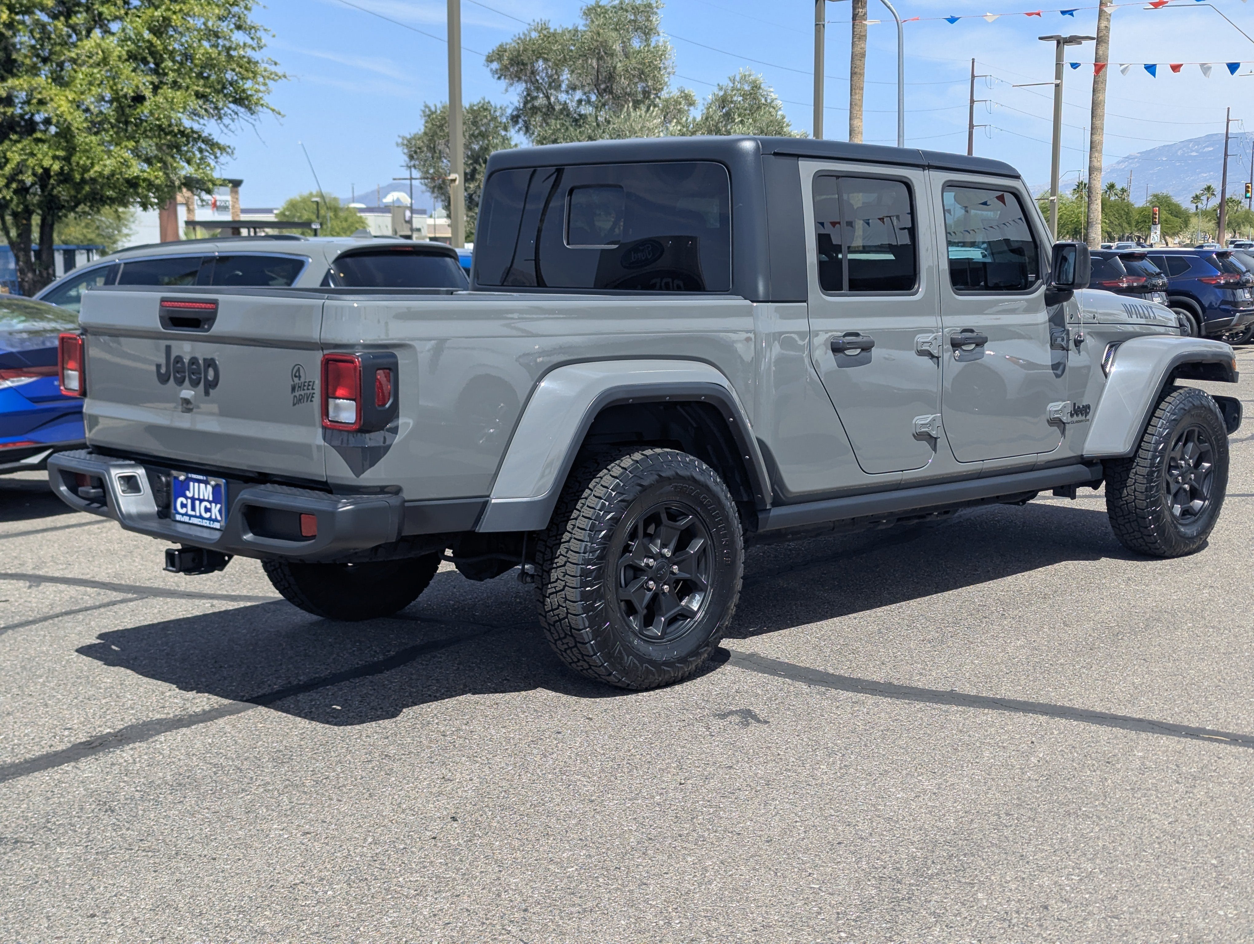 2023 Jeep Gladiator Willys