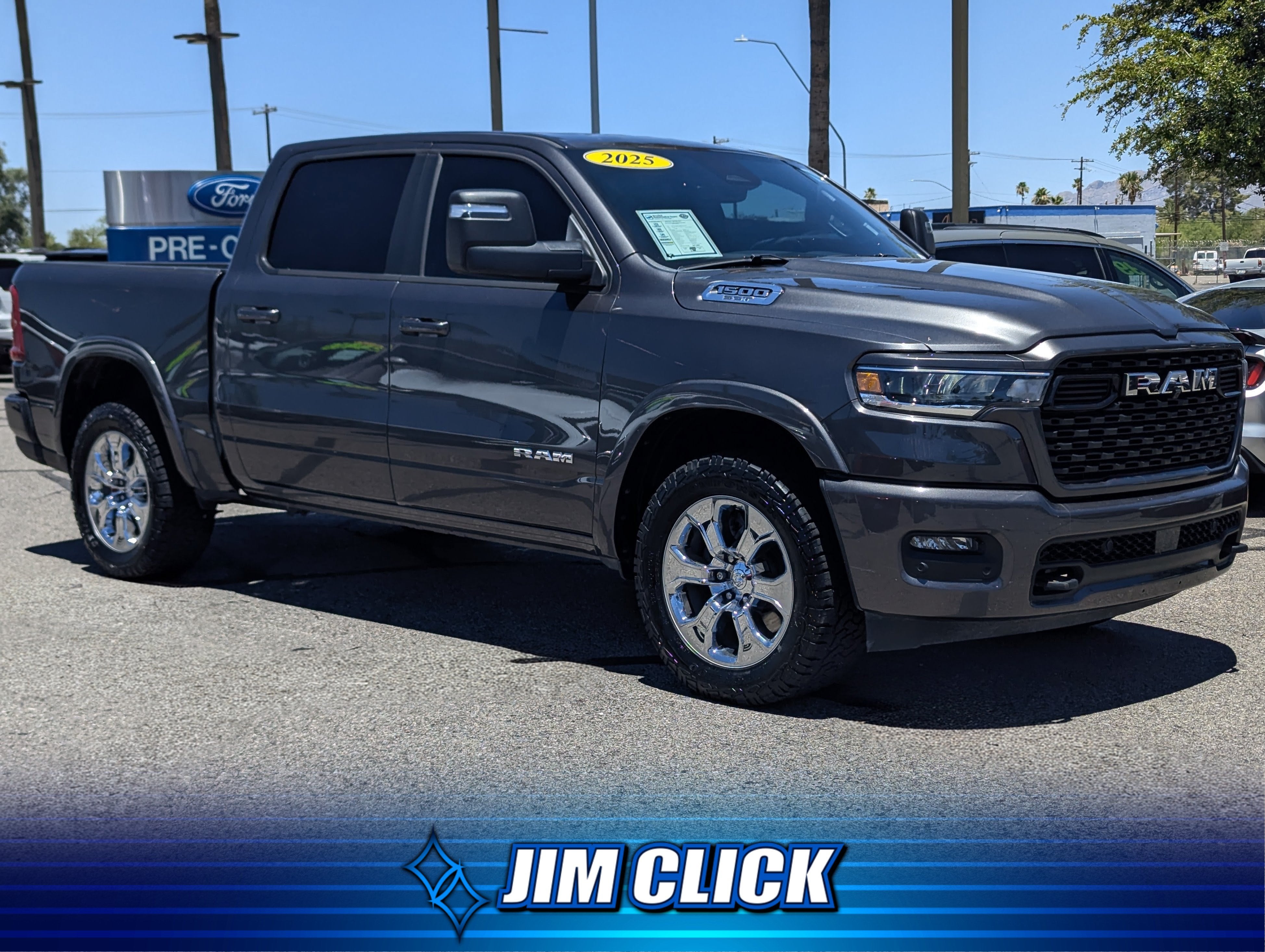 2025 RAM 1500 Big Horn/Lone Star 4x4 Crew Cab 5'7's photo