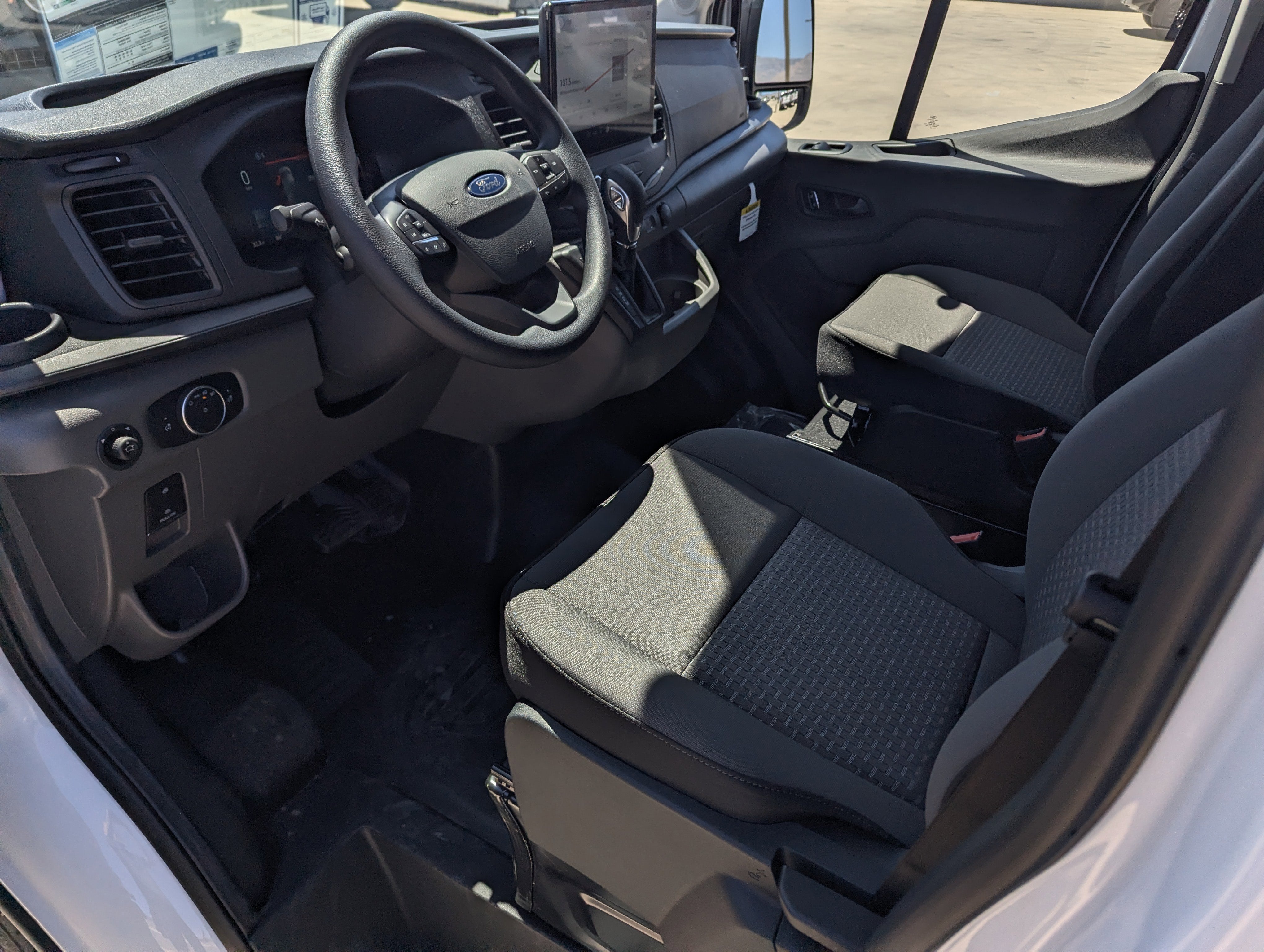 2026 Ford Transit Passenger Wagon XL