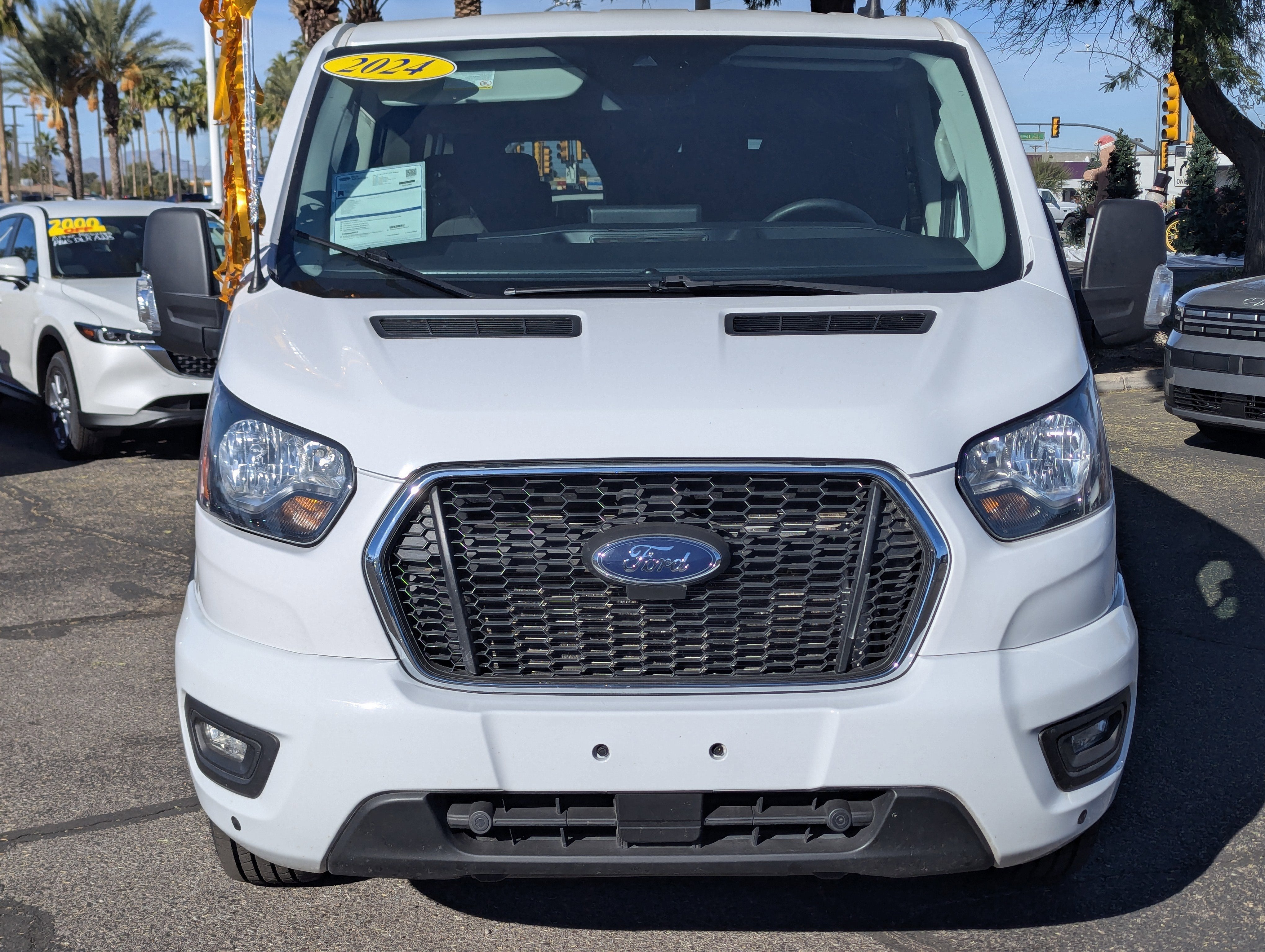 2024 Ford Transit Passenger Wagon XLT
