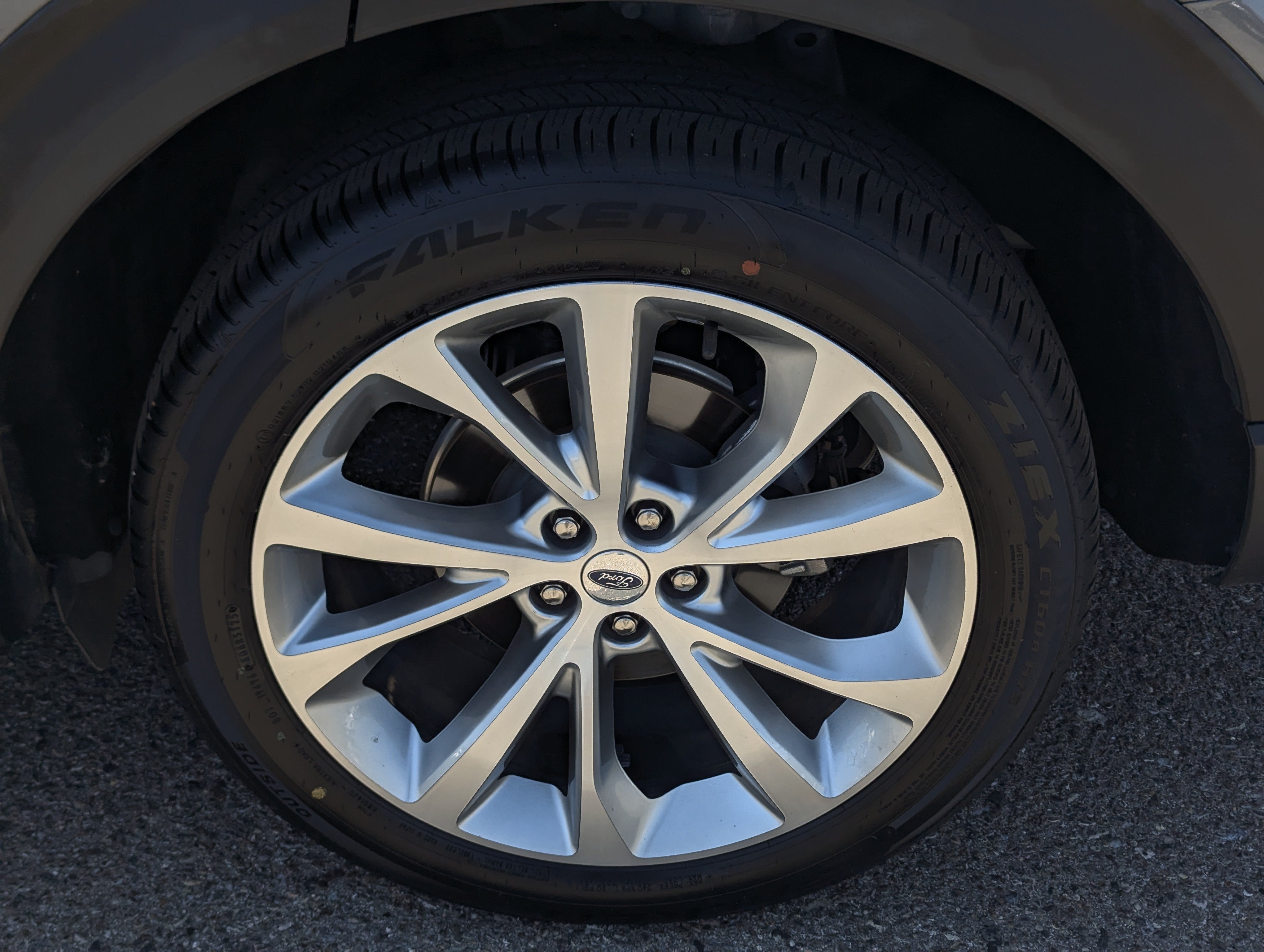 2021 Ford Explorer Platinum