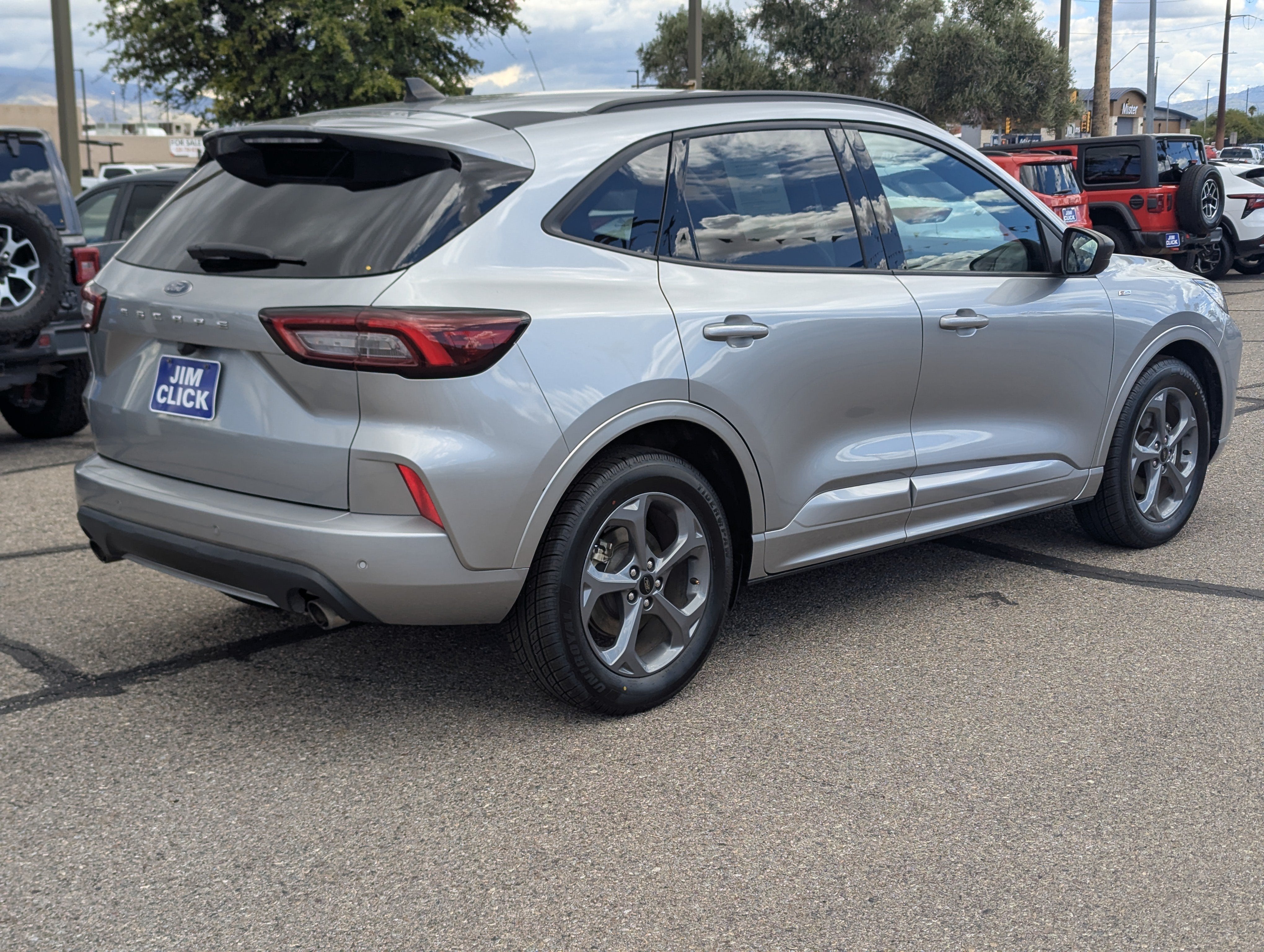 2023 Ford Escape ST-Line