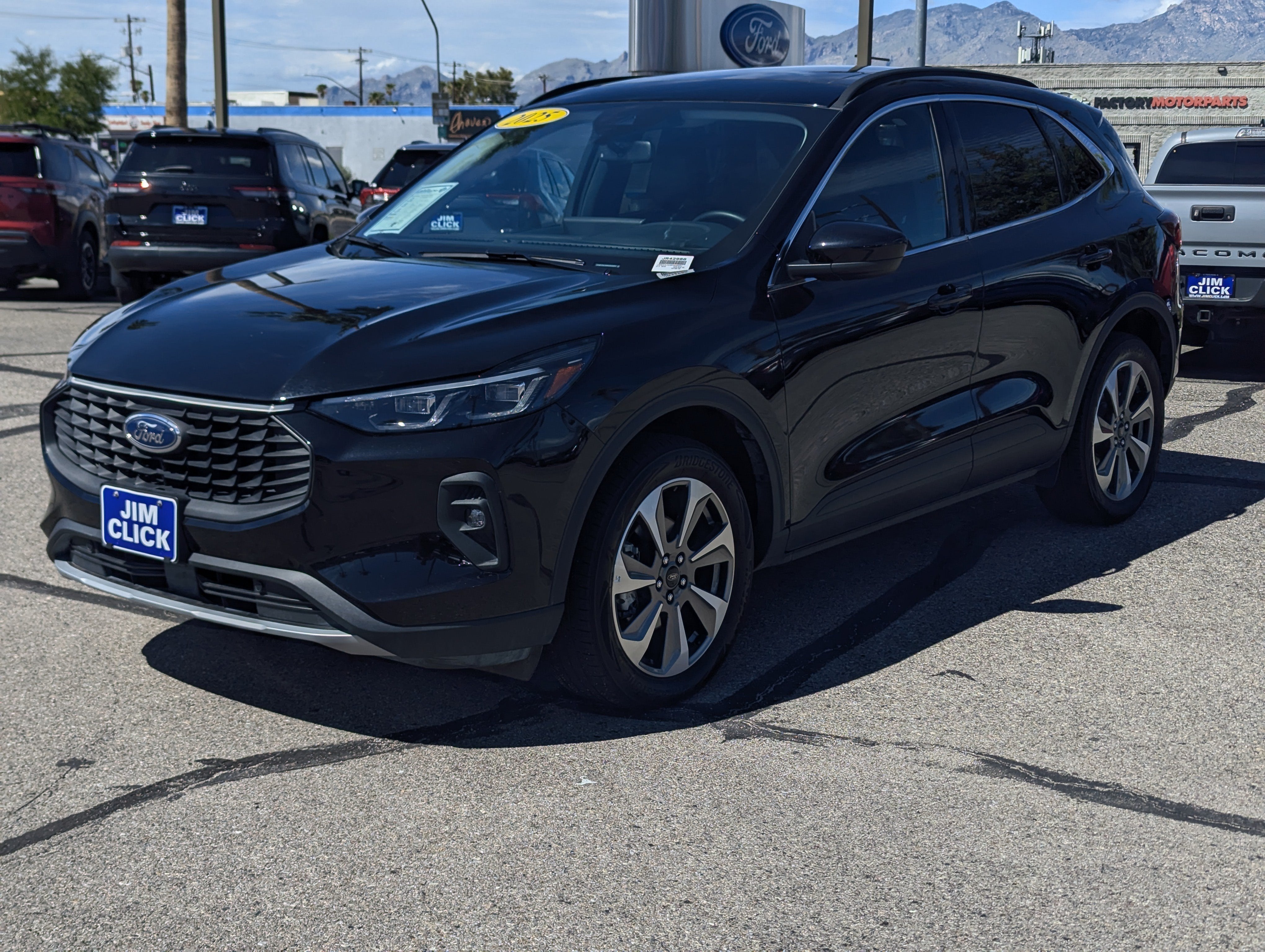2025 Ford Escape Platinum