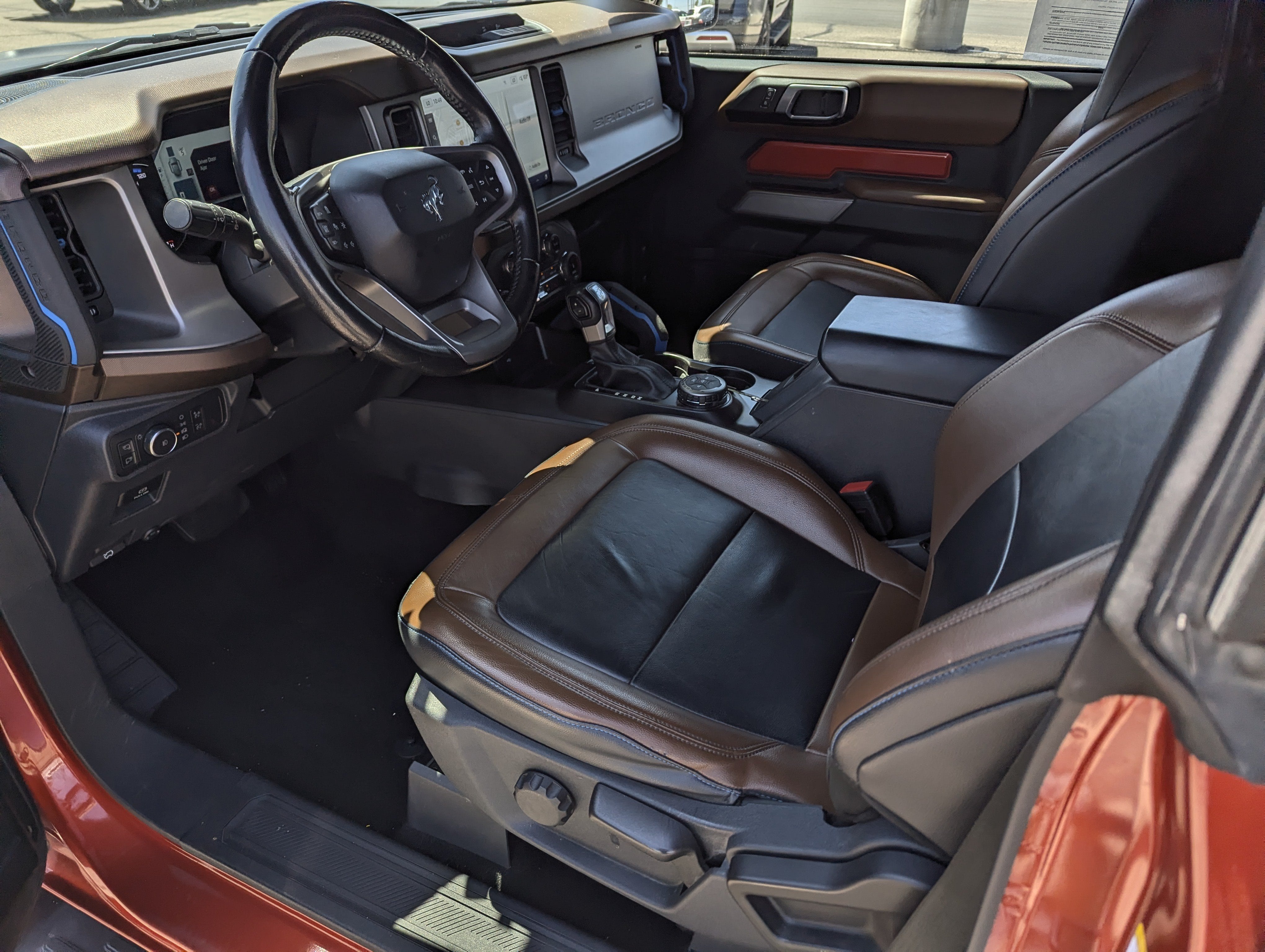 2022 Ford Bronco 2-Door Outer Banks - Photo 9