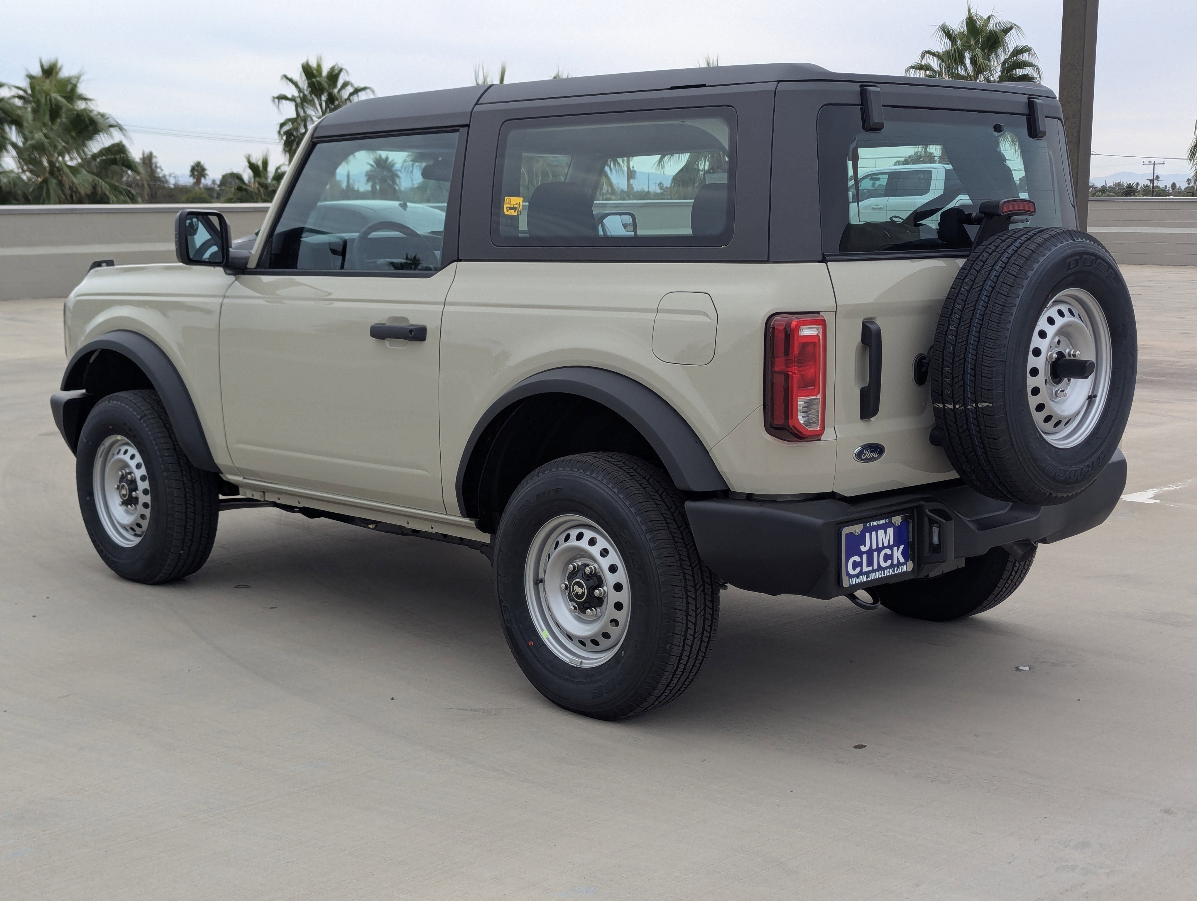 2025 Ford Bronco Base