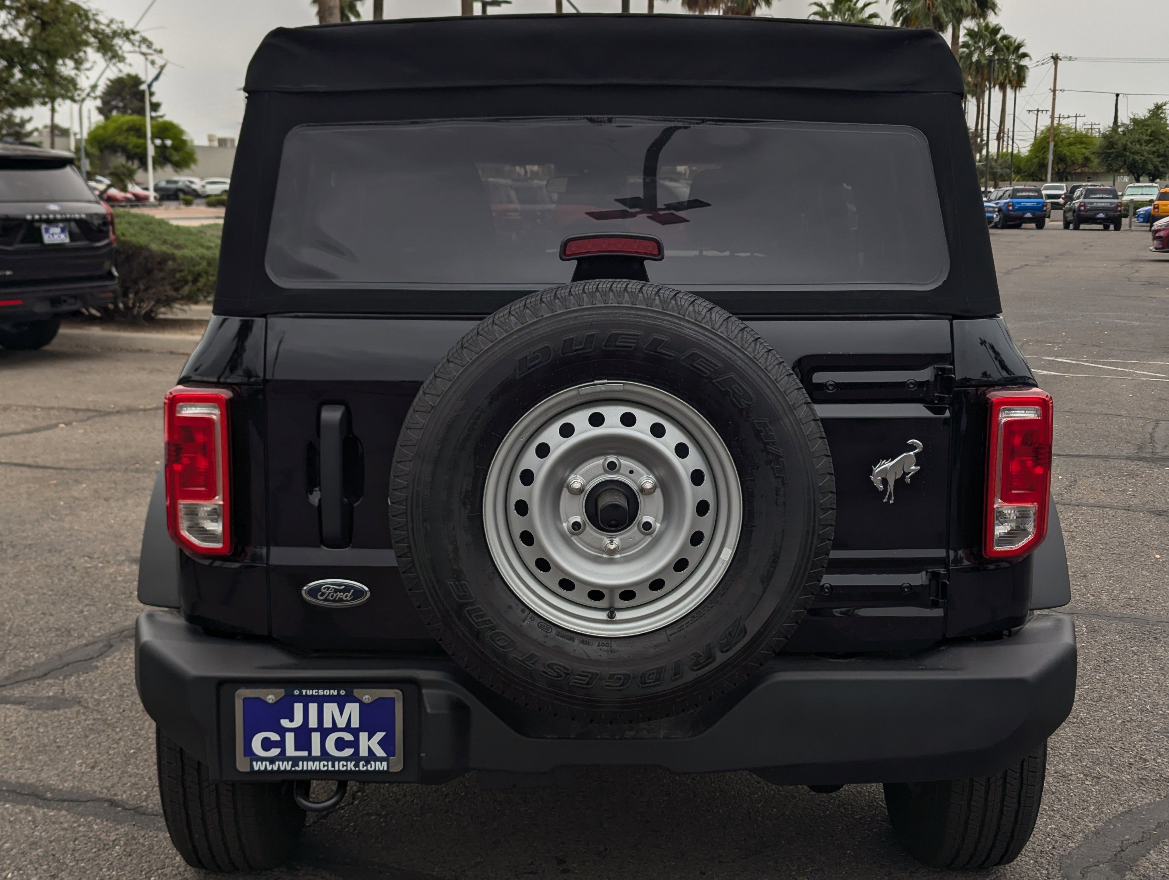 2025 Ford Bronco Base