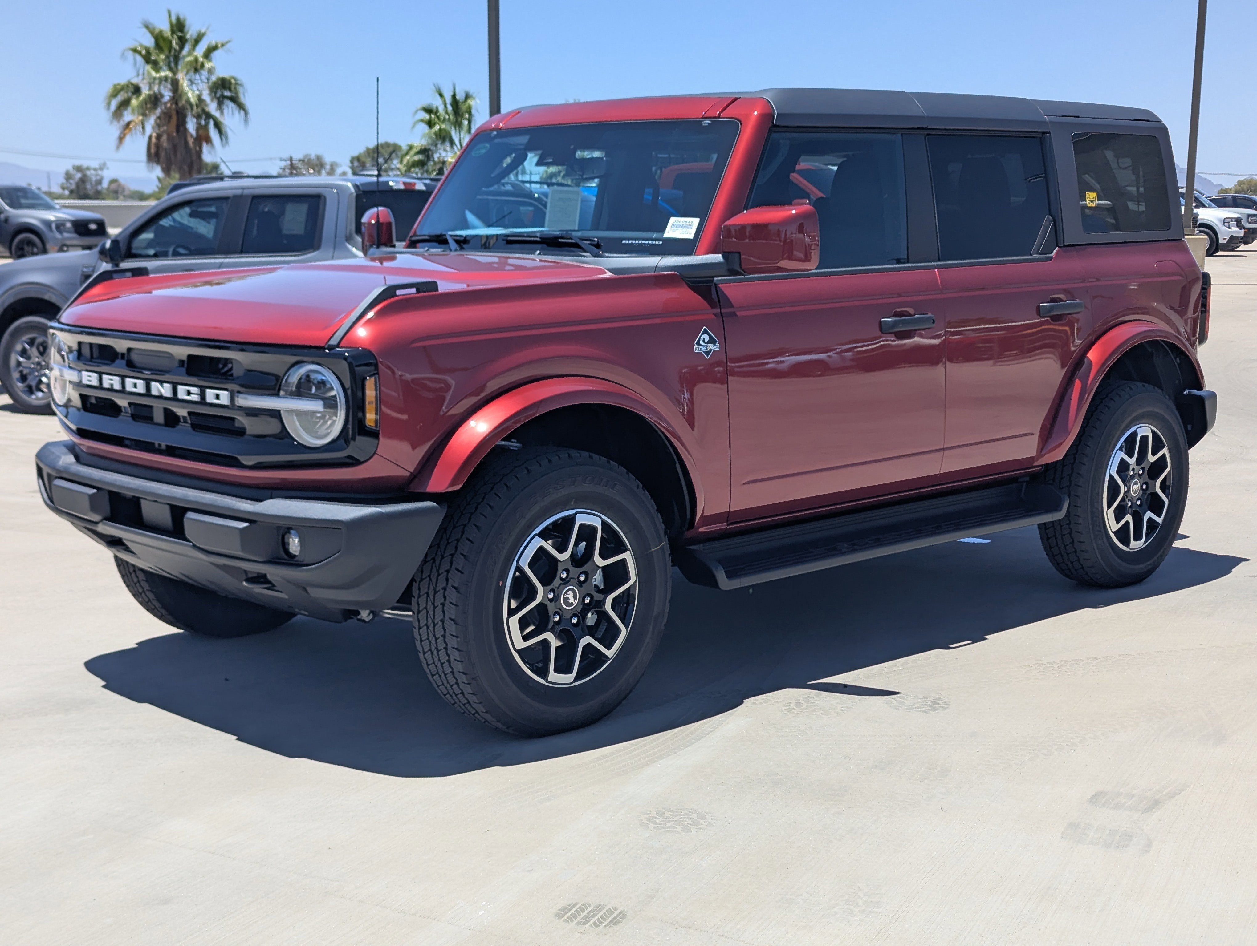 2026 Ford Bronco Outer Banks®