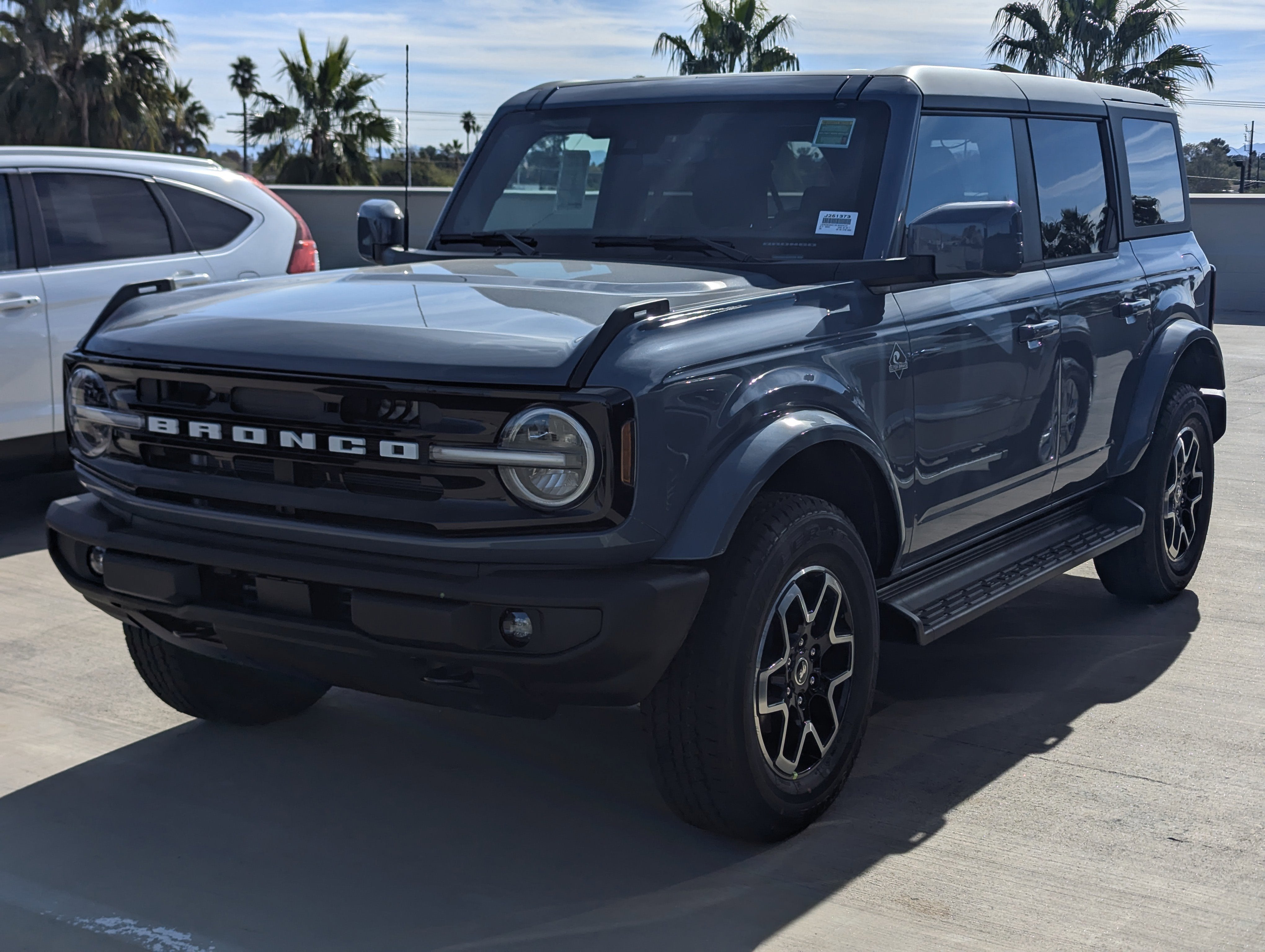 2025 Ford Bronco Outer Banks®