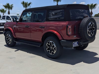 2026 Ford Bronco Outer Banks®