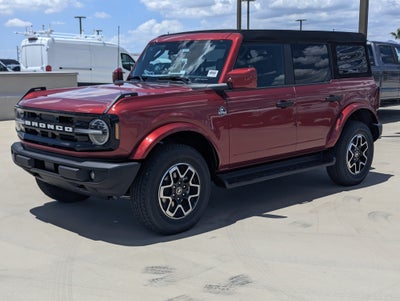 2026 Ford Bronco Outer Banks®