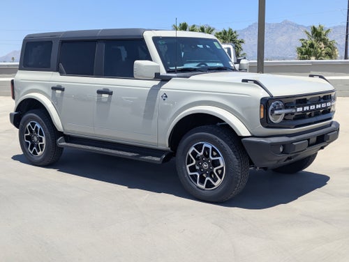 2026 Ford Bronco Outer Banks®