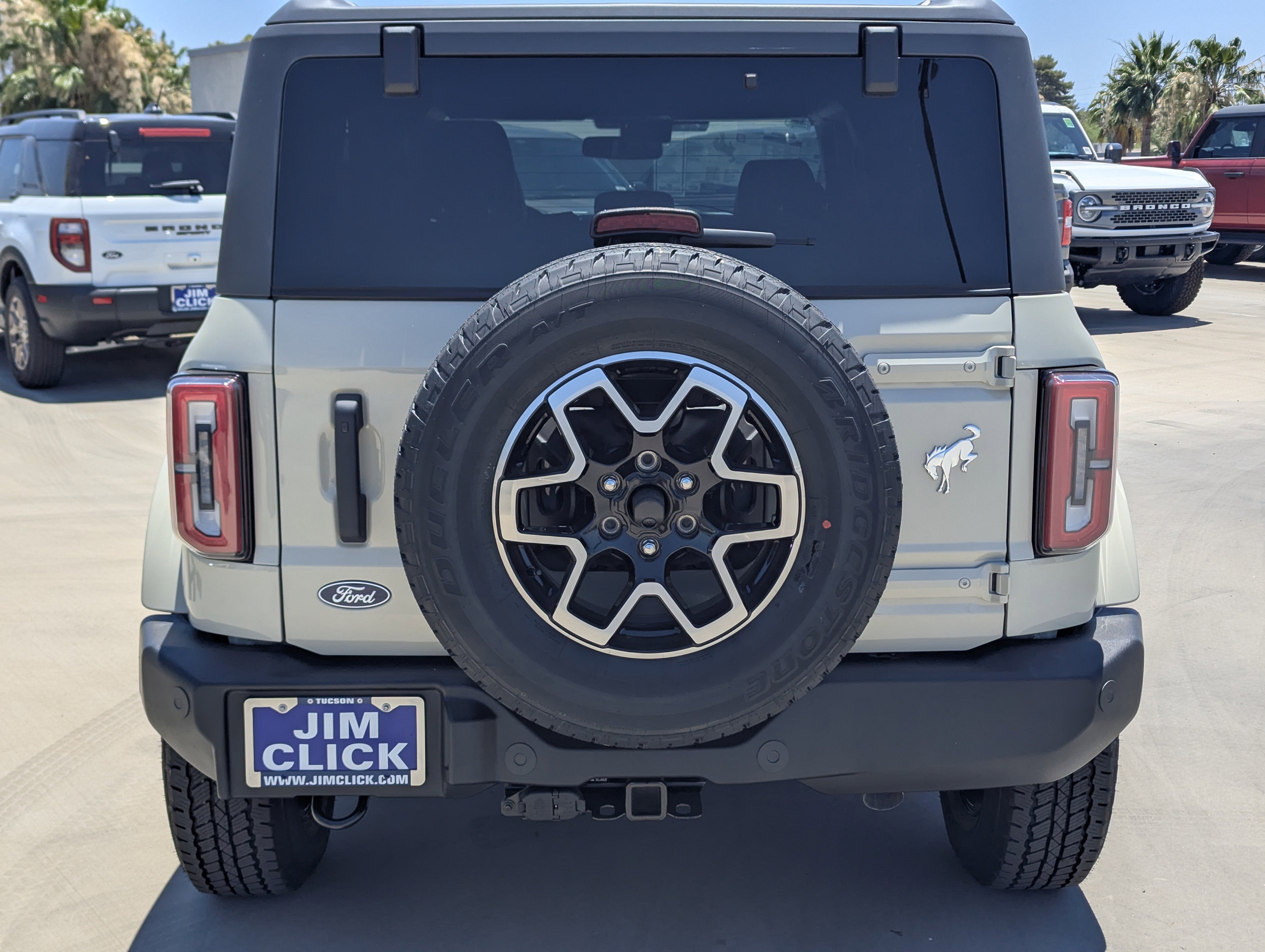 2026 Ford Bronco Outer Banks®
