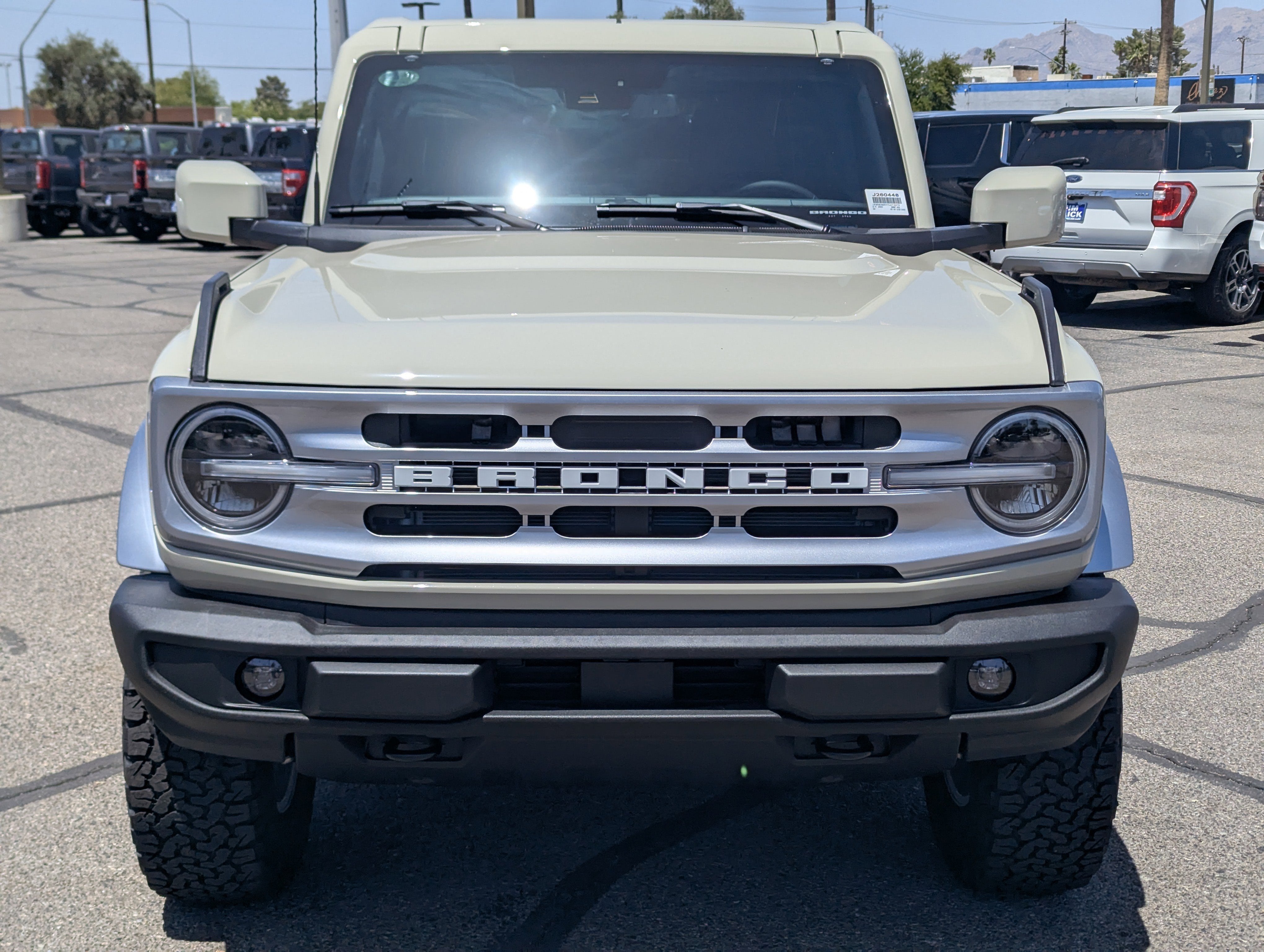2026 Ford Bronco Outer Banks®