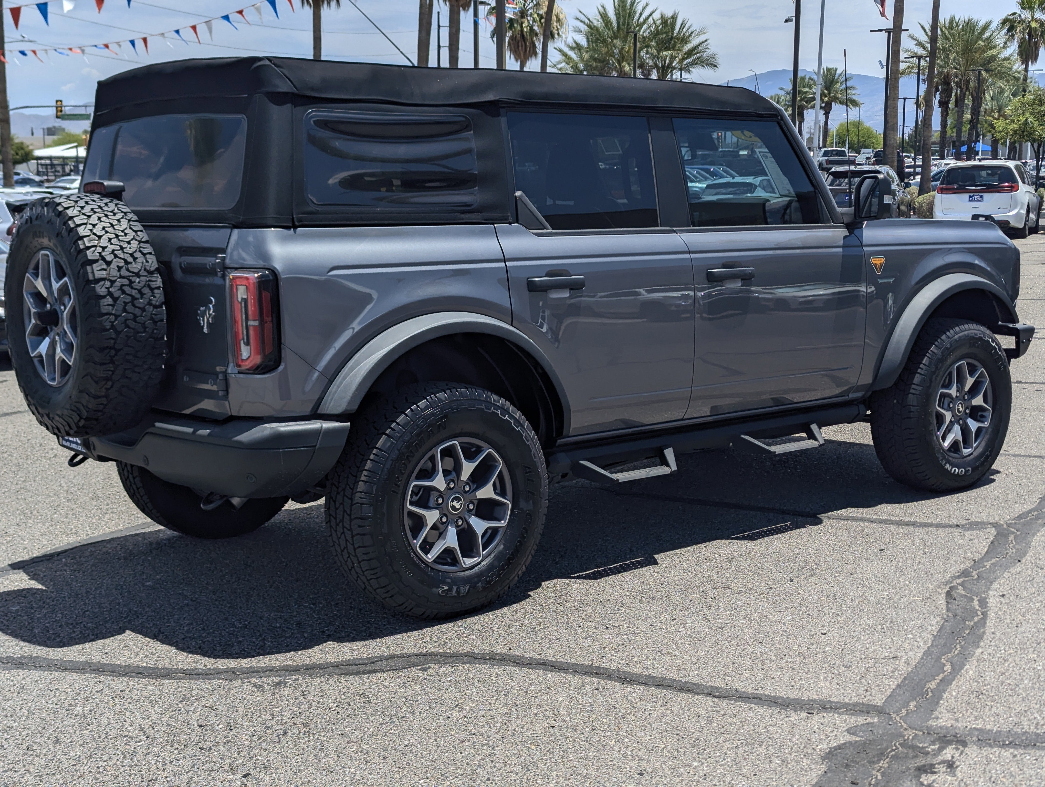 2023 Ford Bronco Badlands