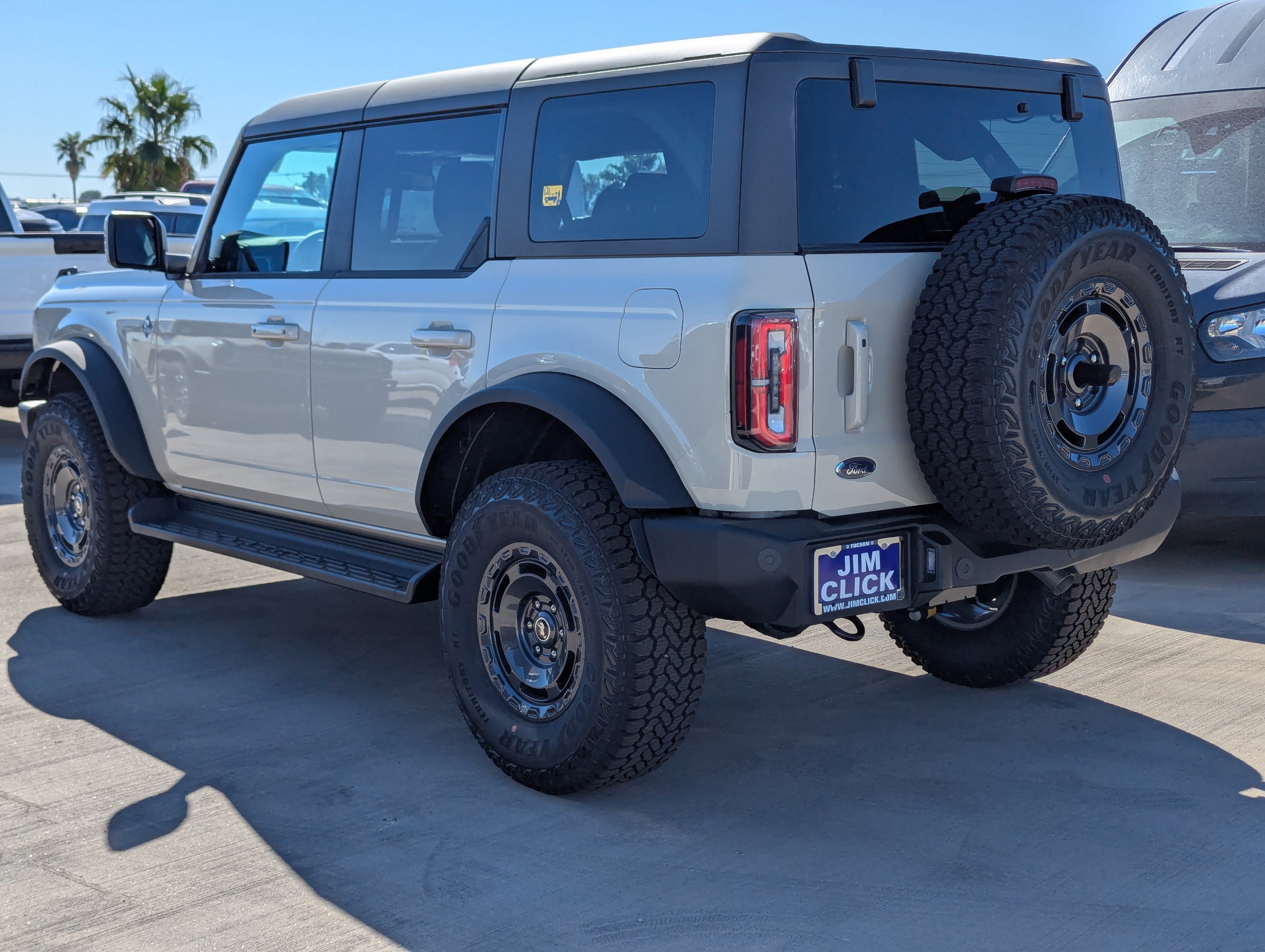 2025 Ford Bronco Outer Banks®
