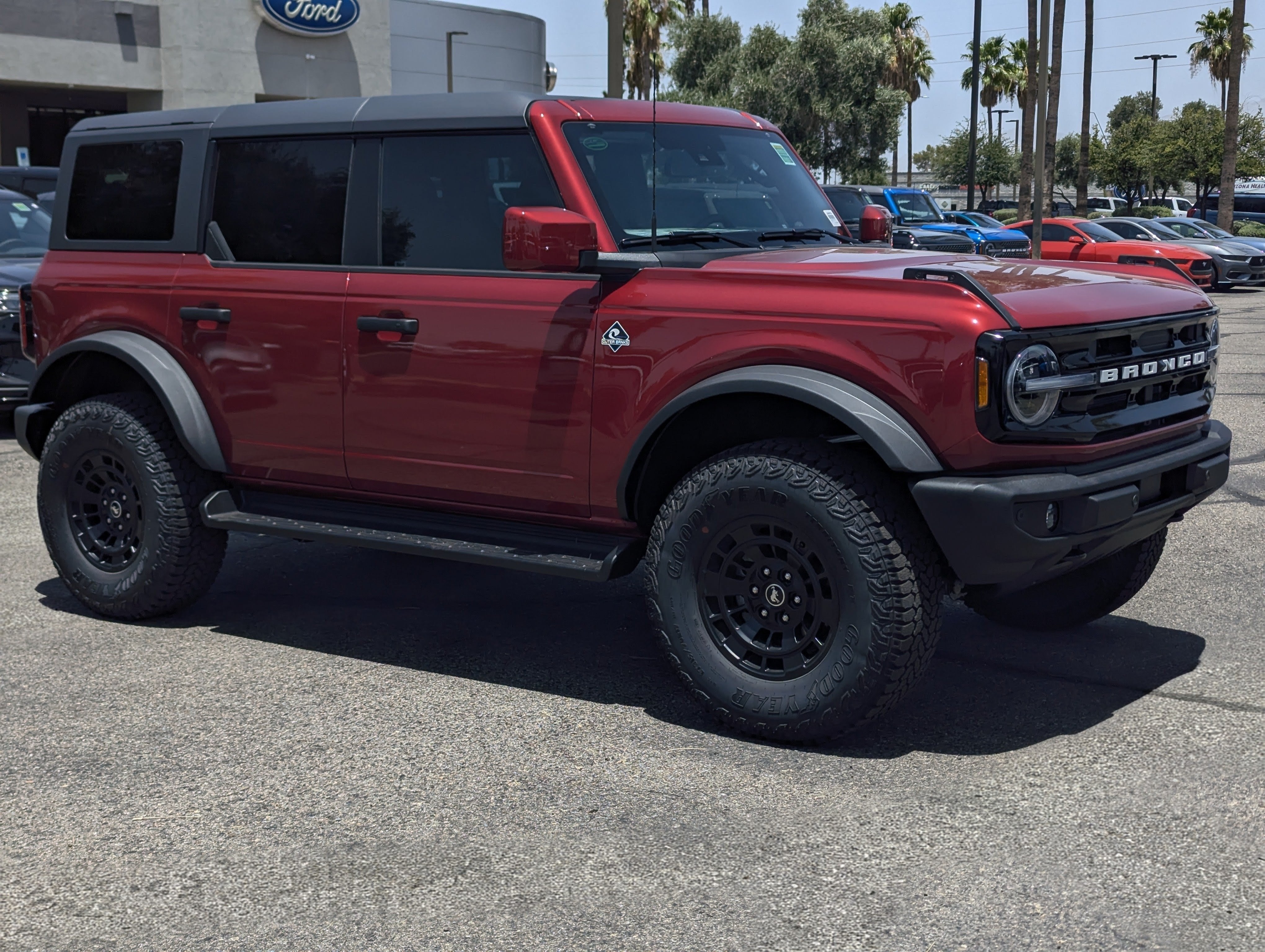 2026 Ford Bronco Outer Banks®