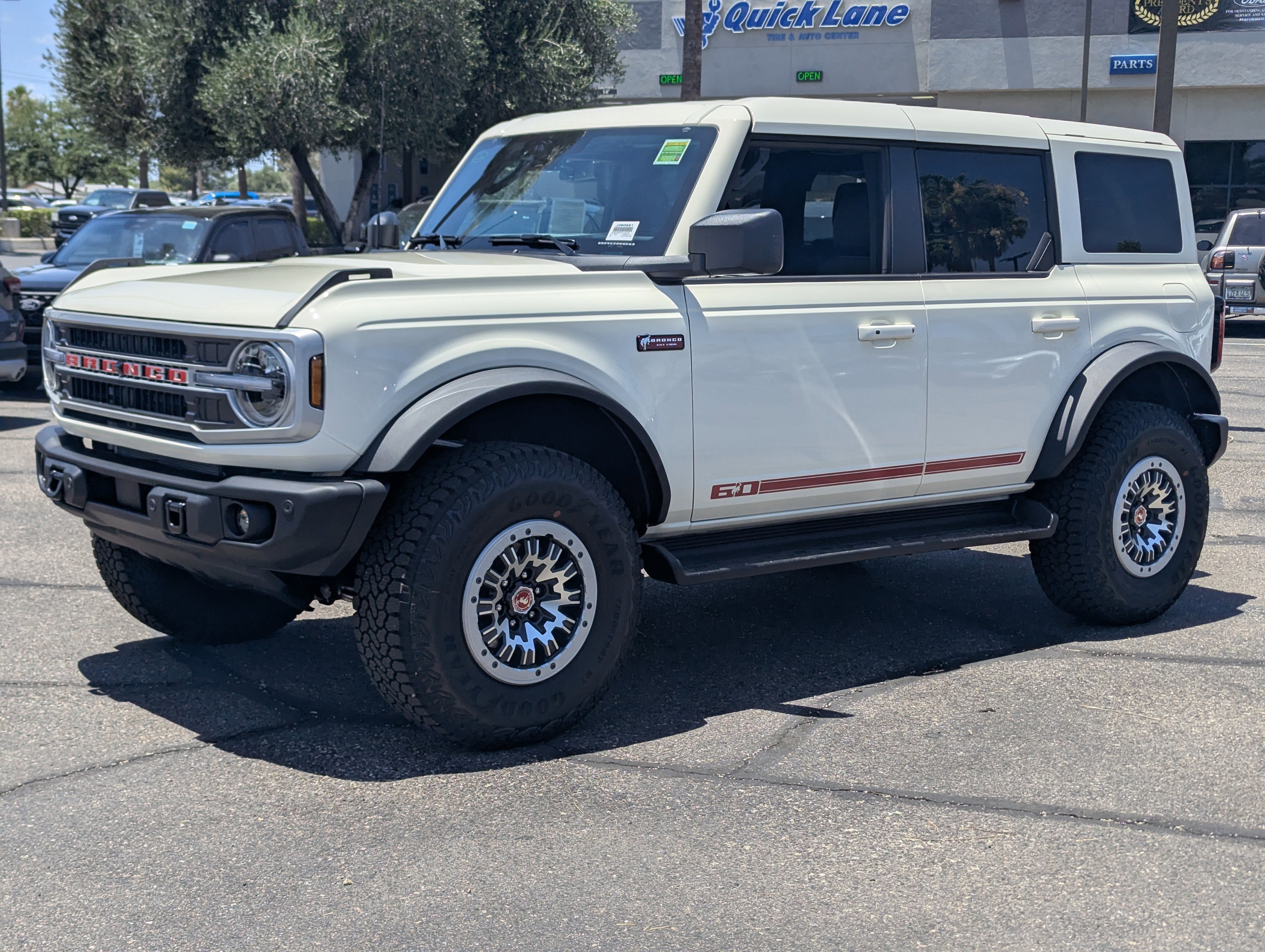 2026 Ford Bronco Outer Banks®