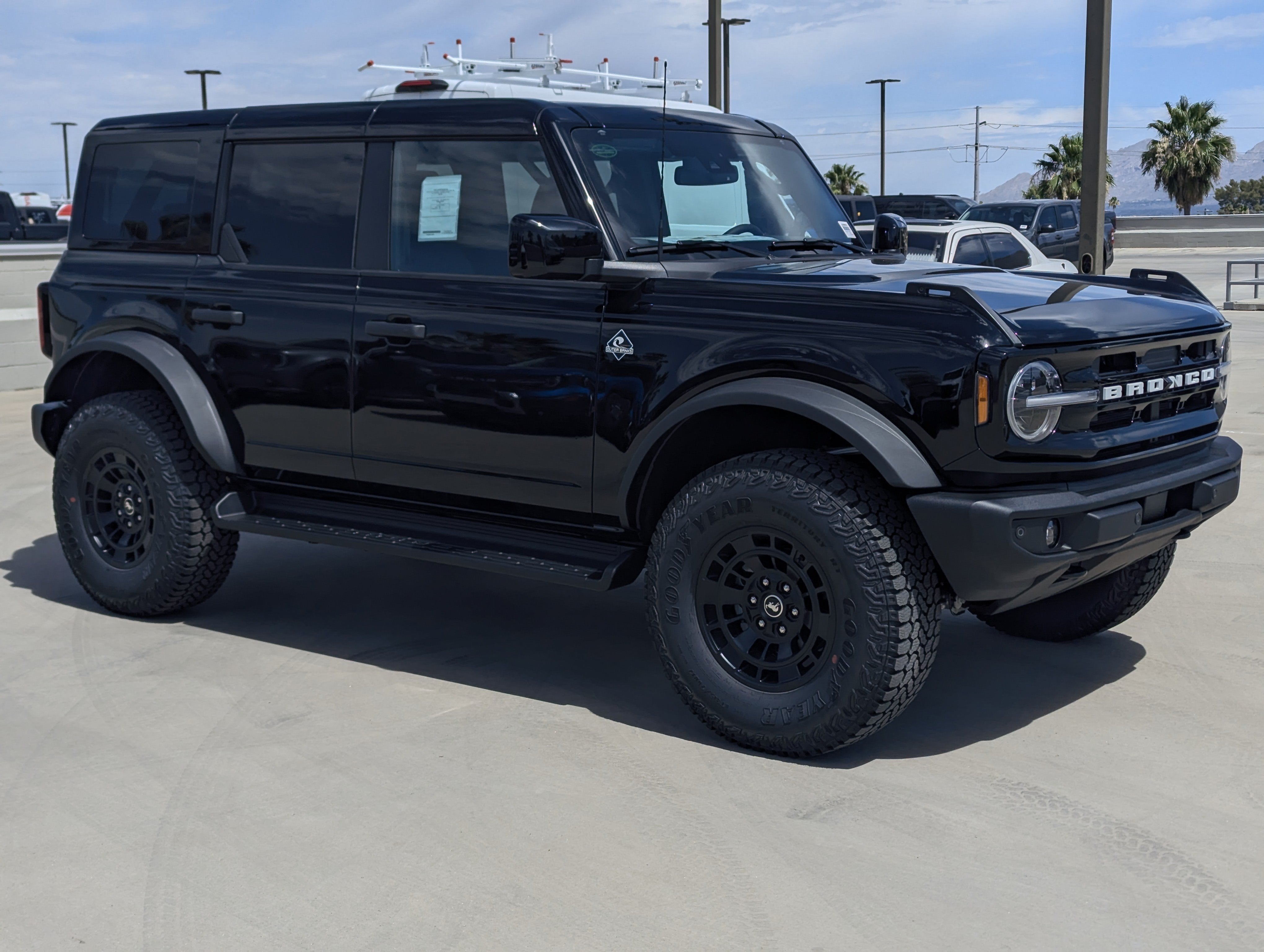 2026 Ford Bronco Outer Banks®