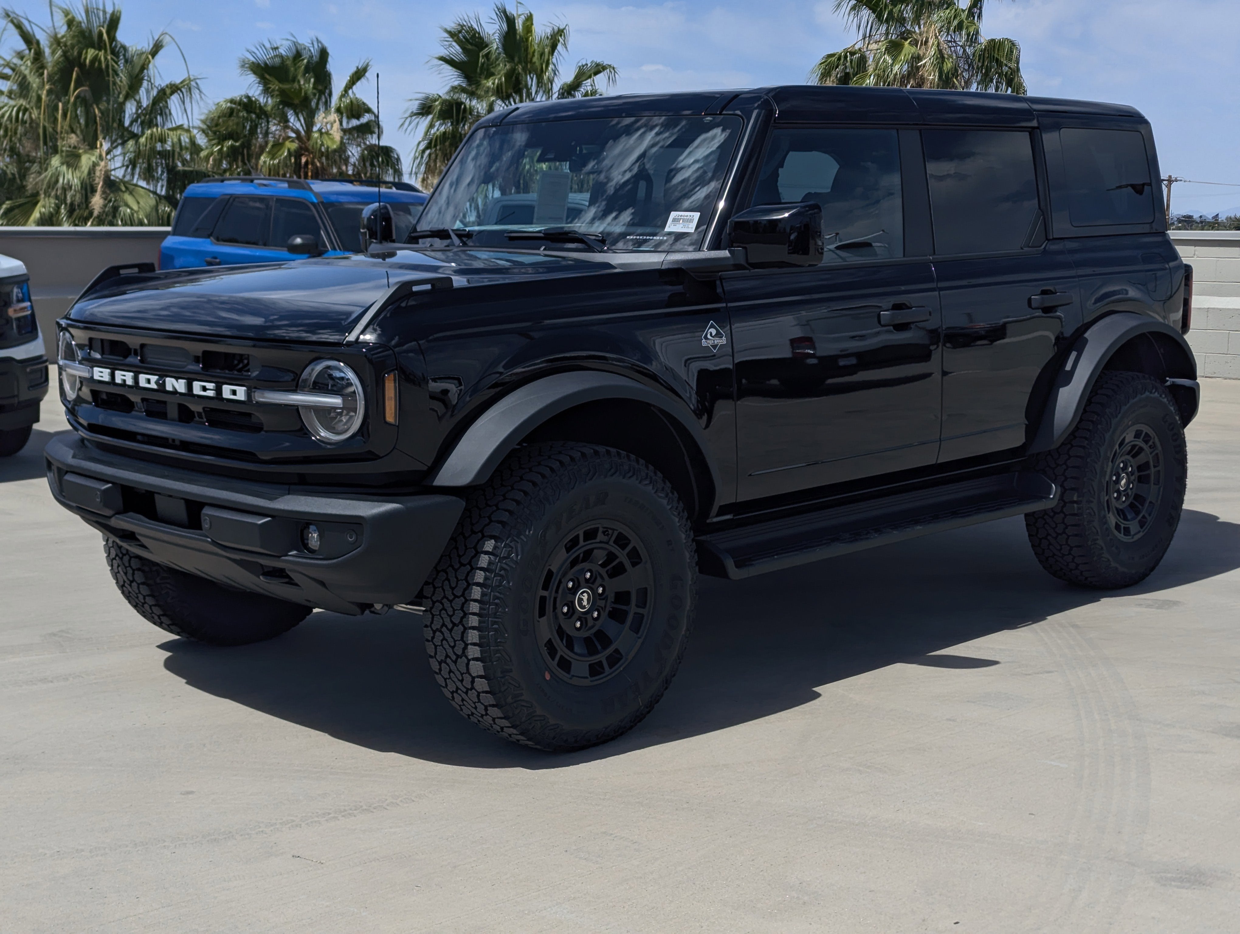2026 Ford Bronco Outer Banks®