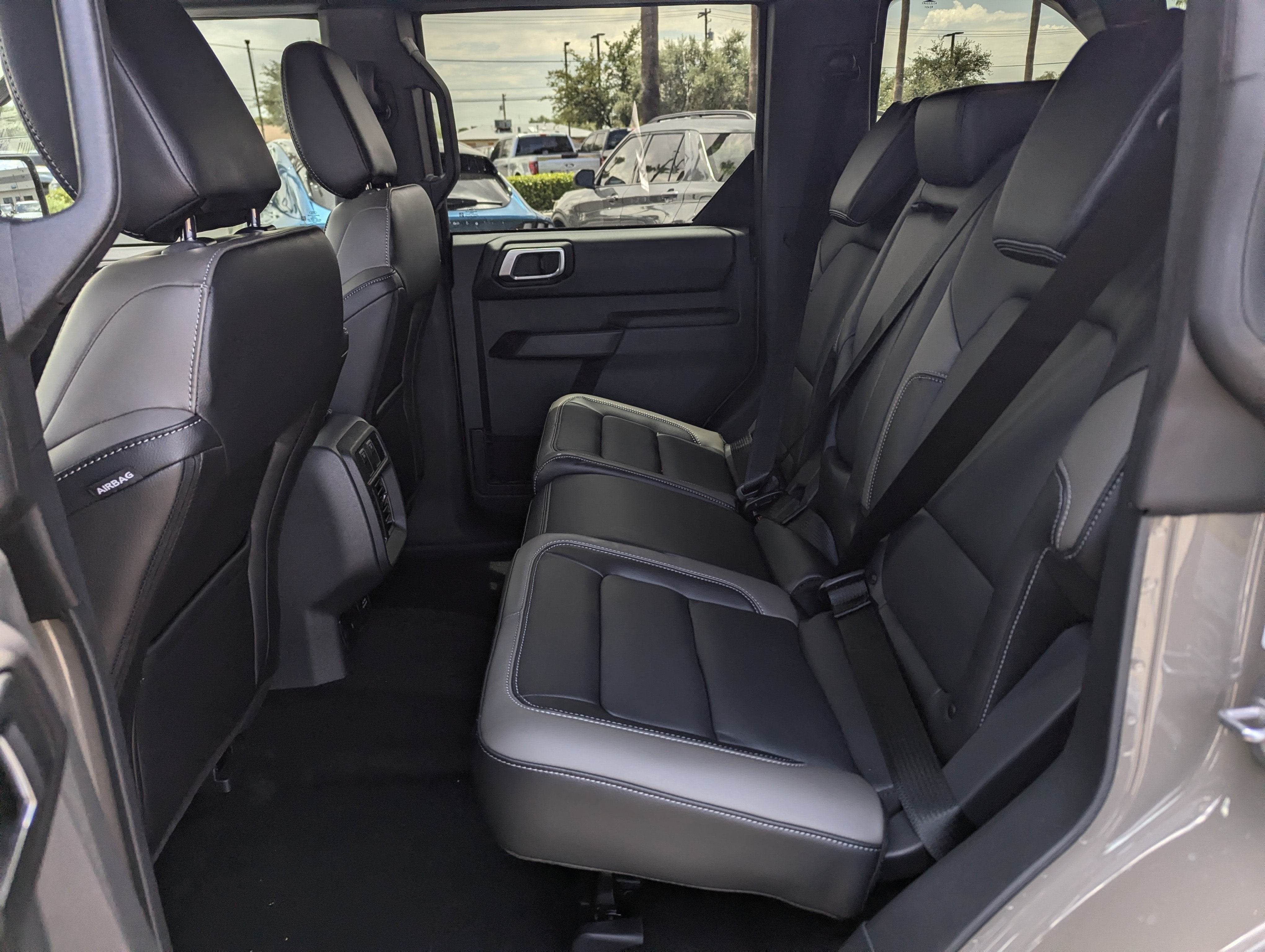 2026 Ford Bronco Outer Banks®
