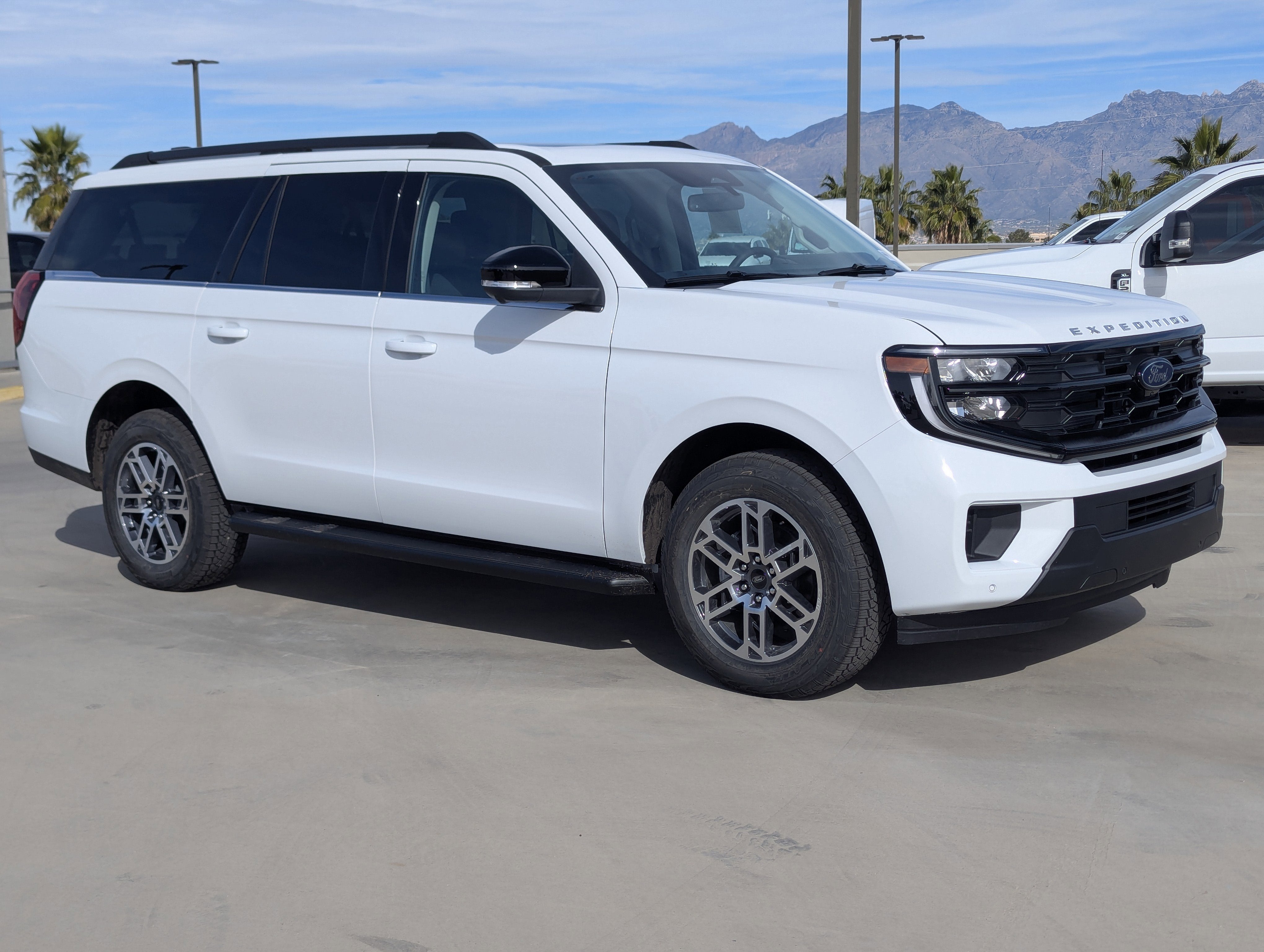 2026 Ford Expedition Active