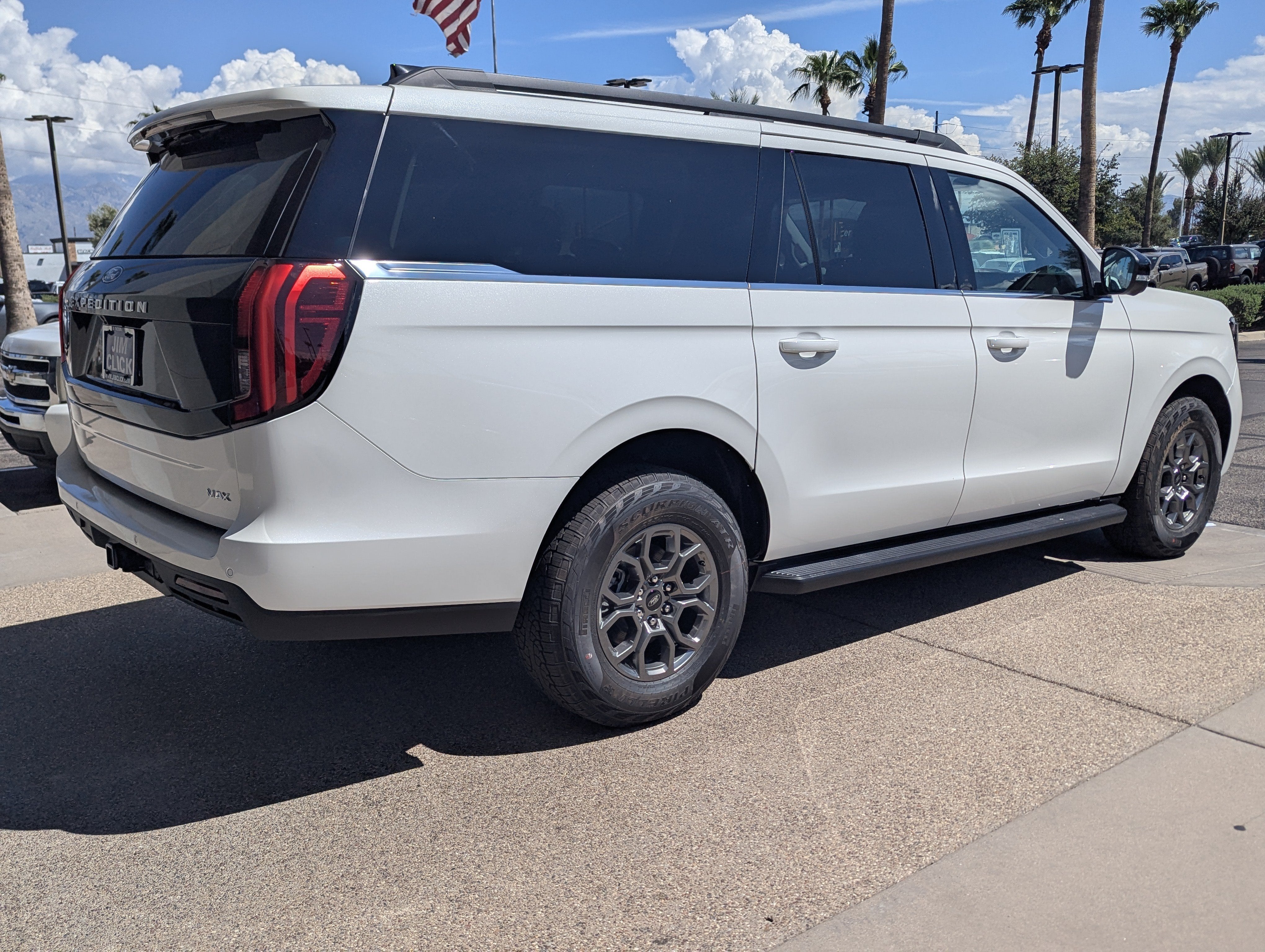 2027 Ford Expedition MAX Active