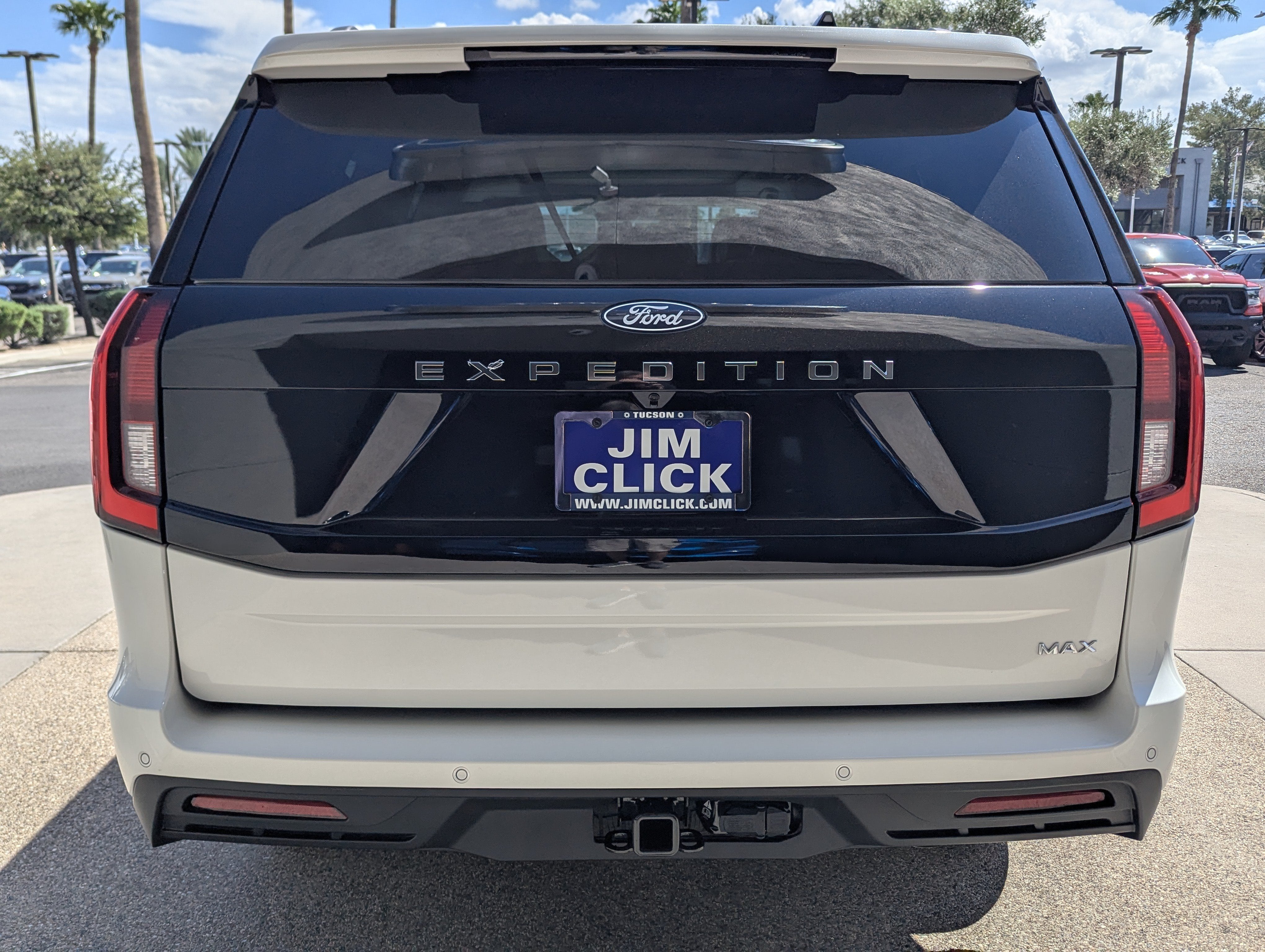 2027 Ford Expedition MAX Active