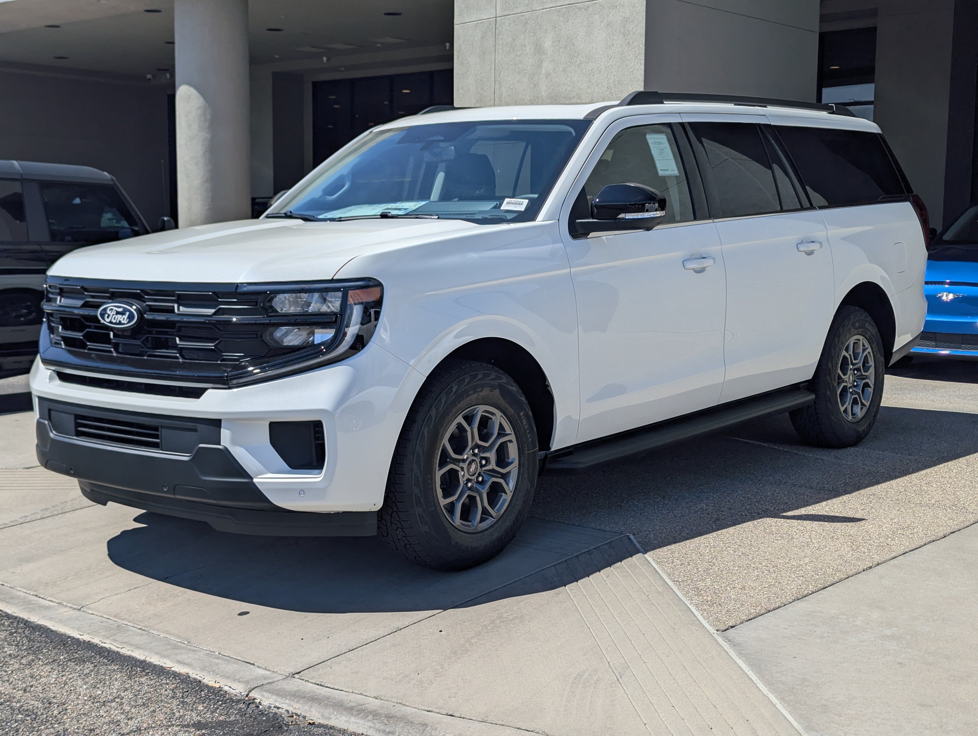 2027 Ford Expedition MAX Active
