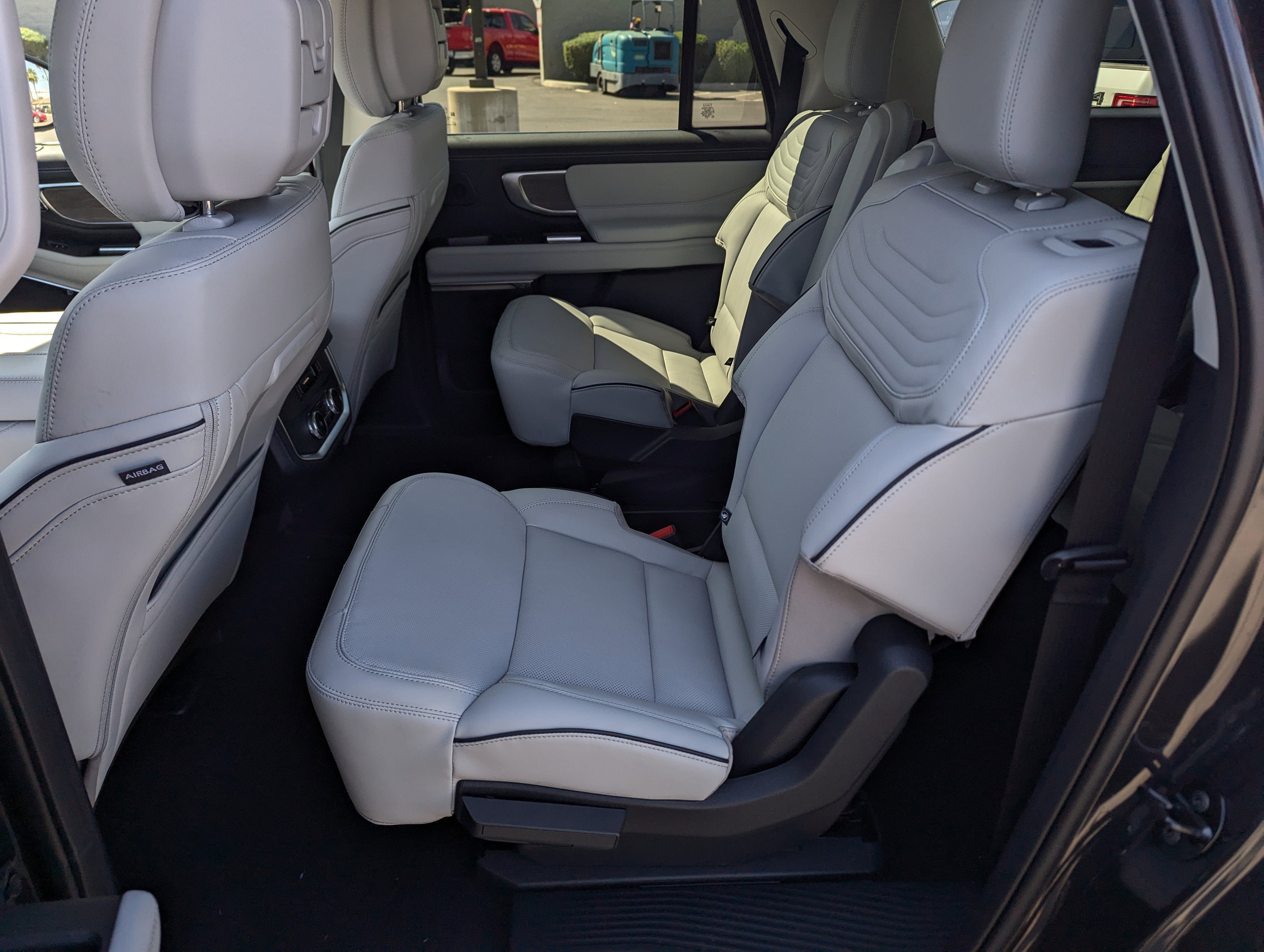 2026 Ford Expedition MAX Platinum®