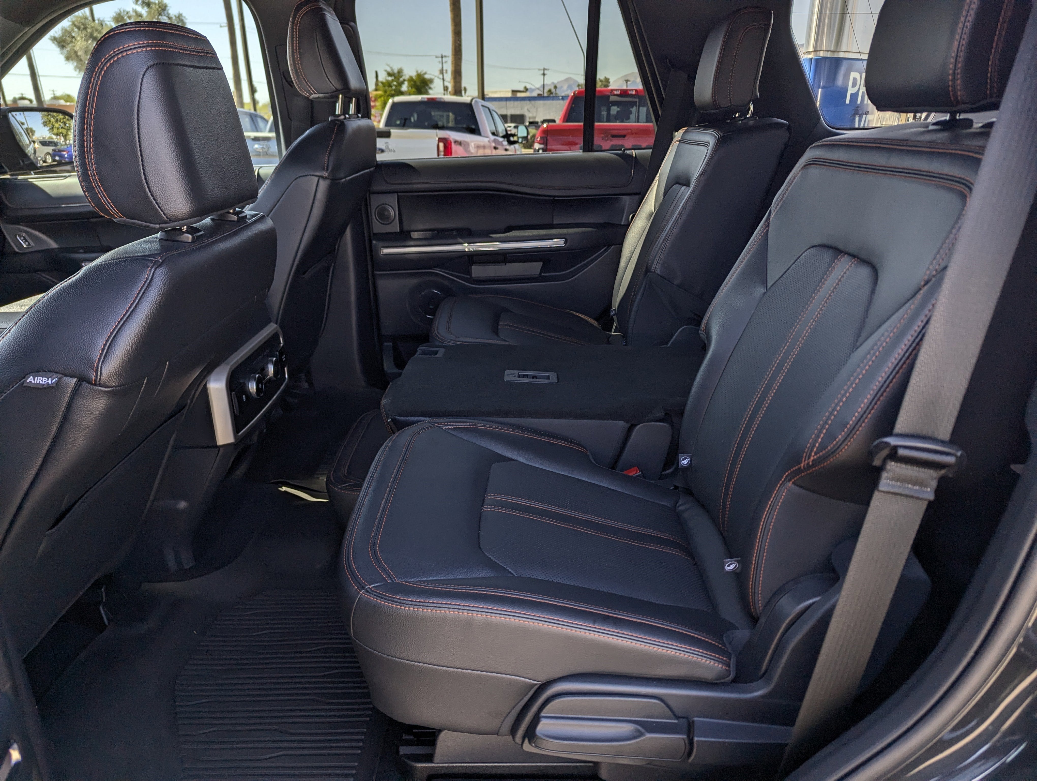 2024 Ford Expedition Timberline