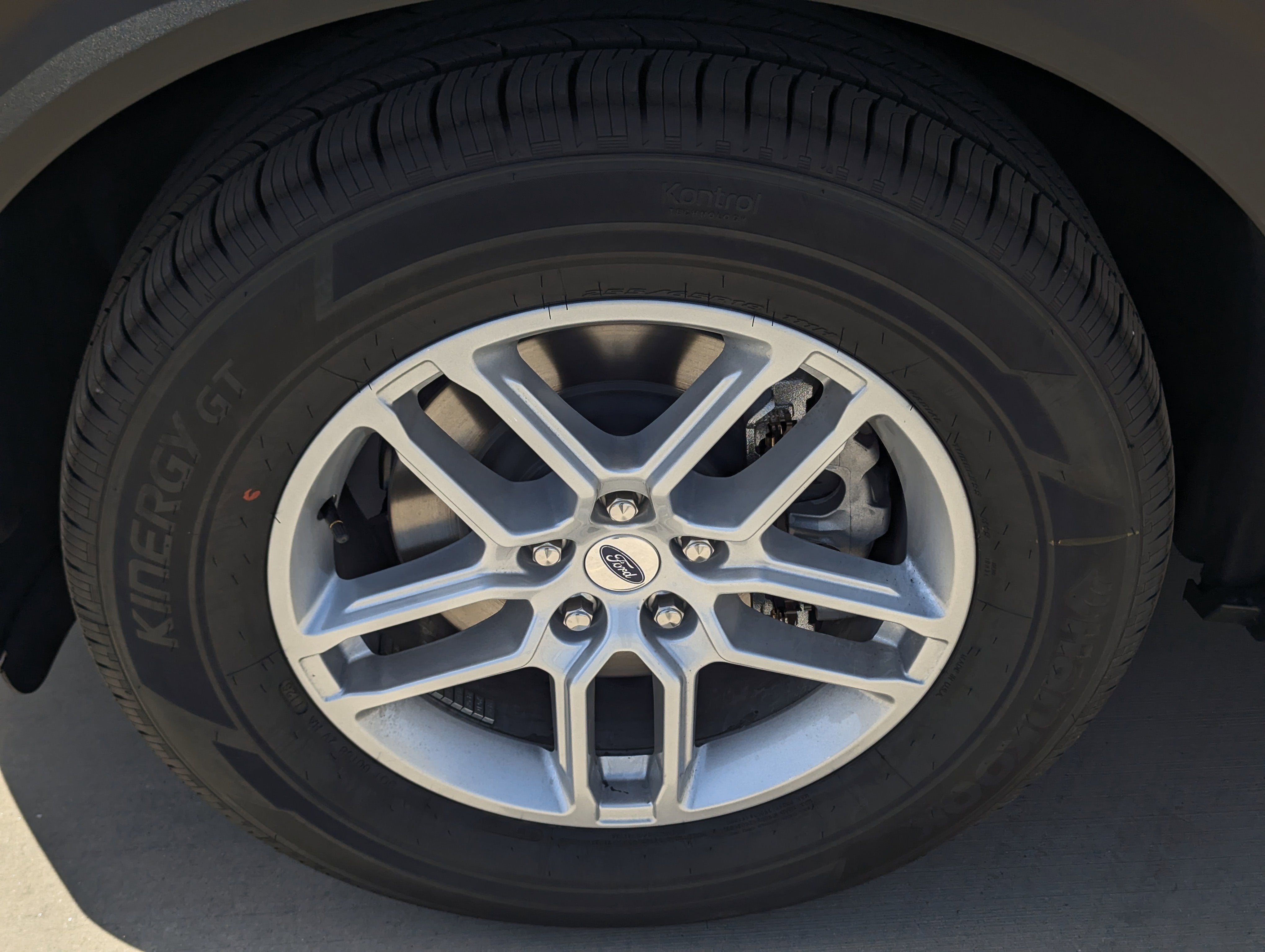 2026 Ford Explorer Active w/100A Pkg