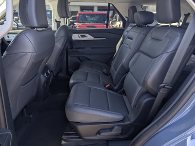 2026 Ford Explorer Base
