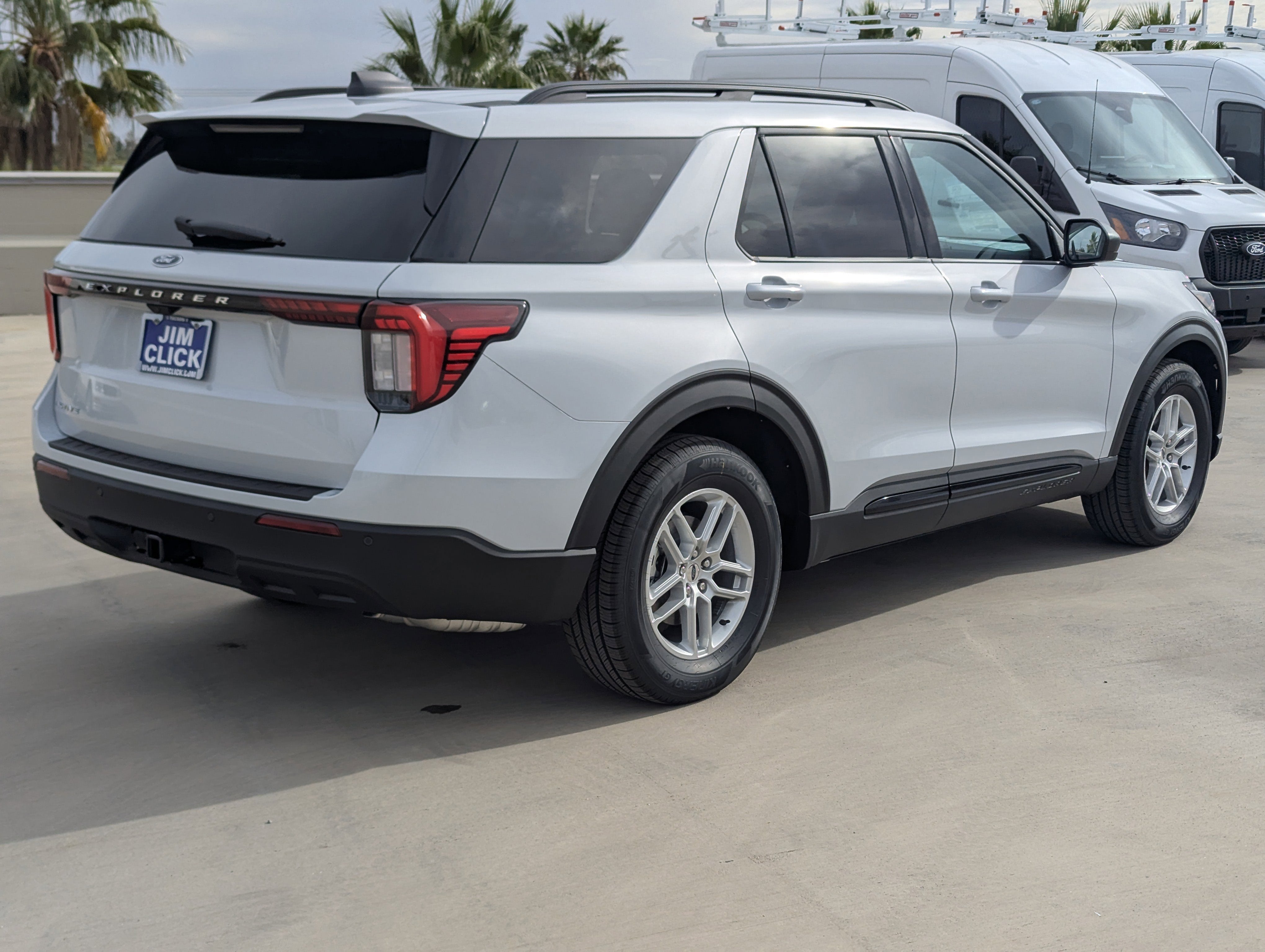 2026 Ford Explorer Base