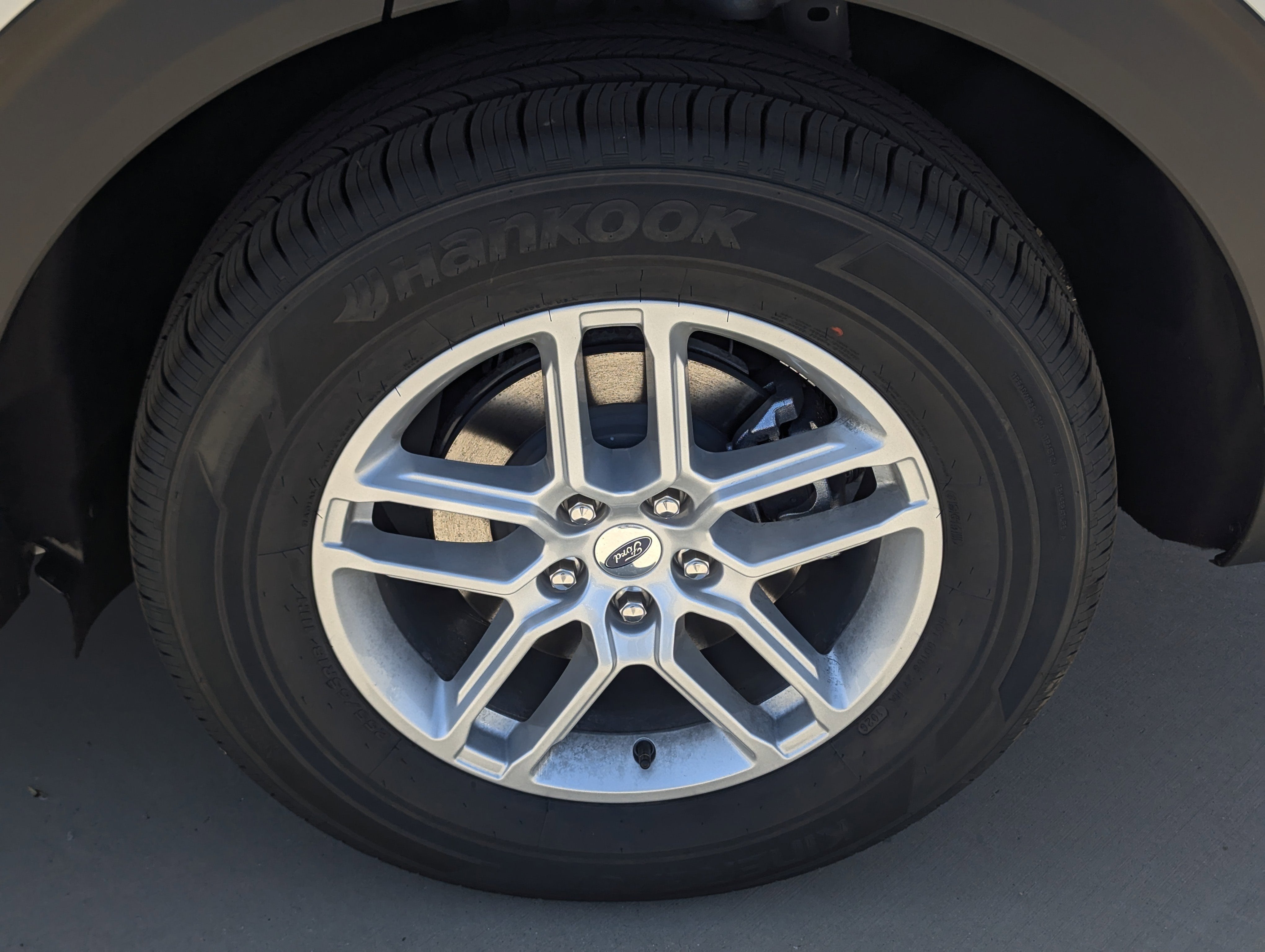 2026 Ford Explorer Active w/100A Pkg