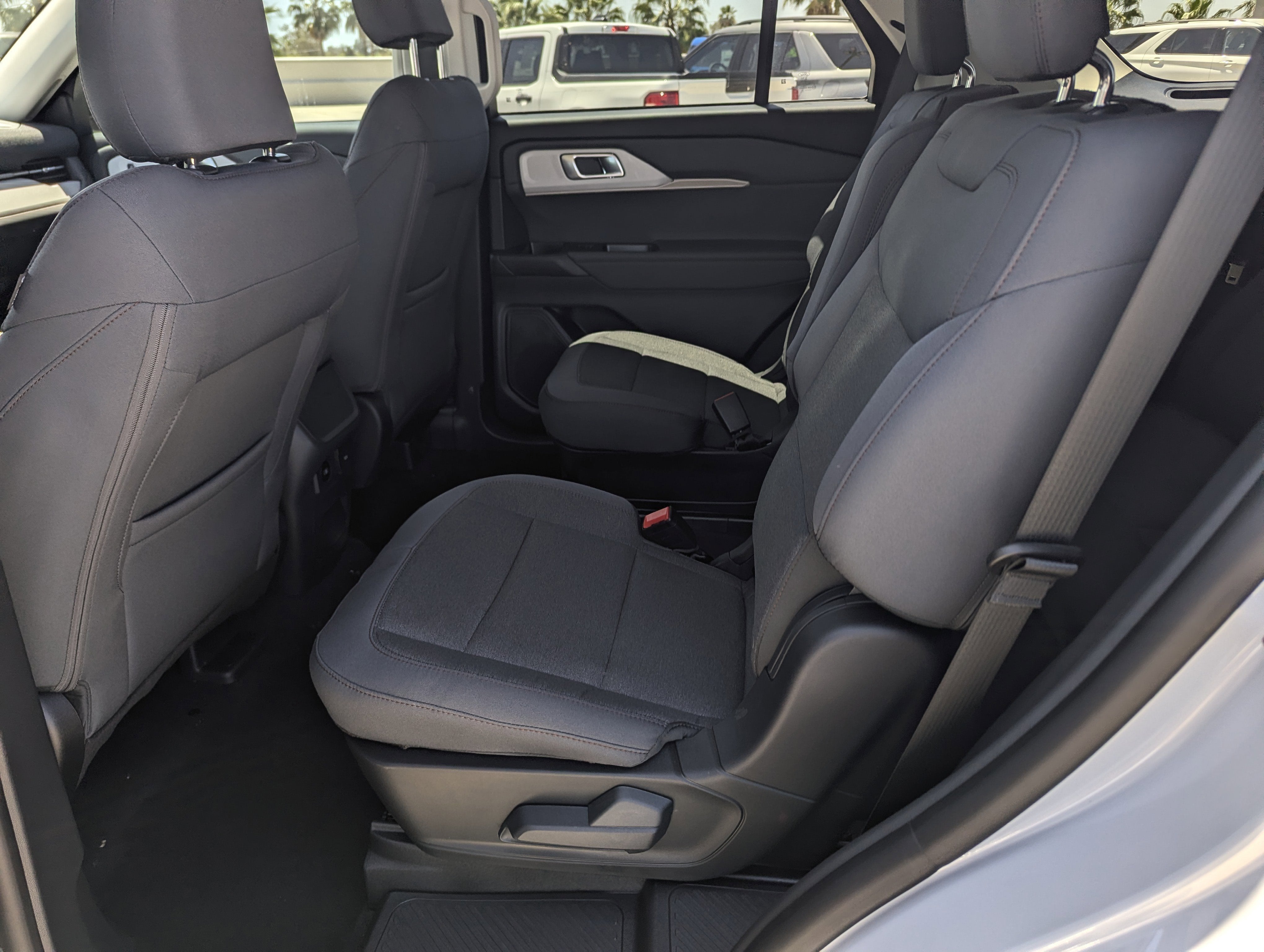 2026 Ford Explorer Active w/100A Pkg