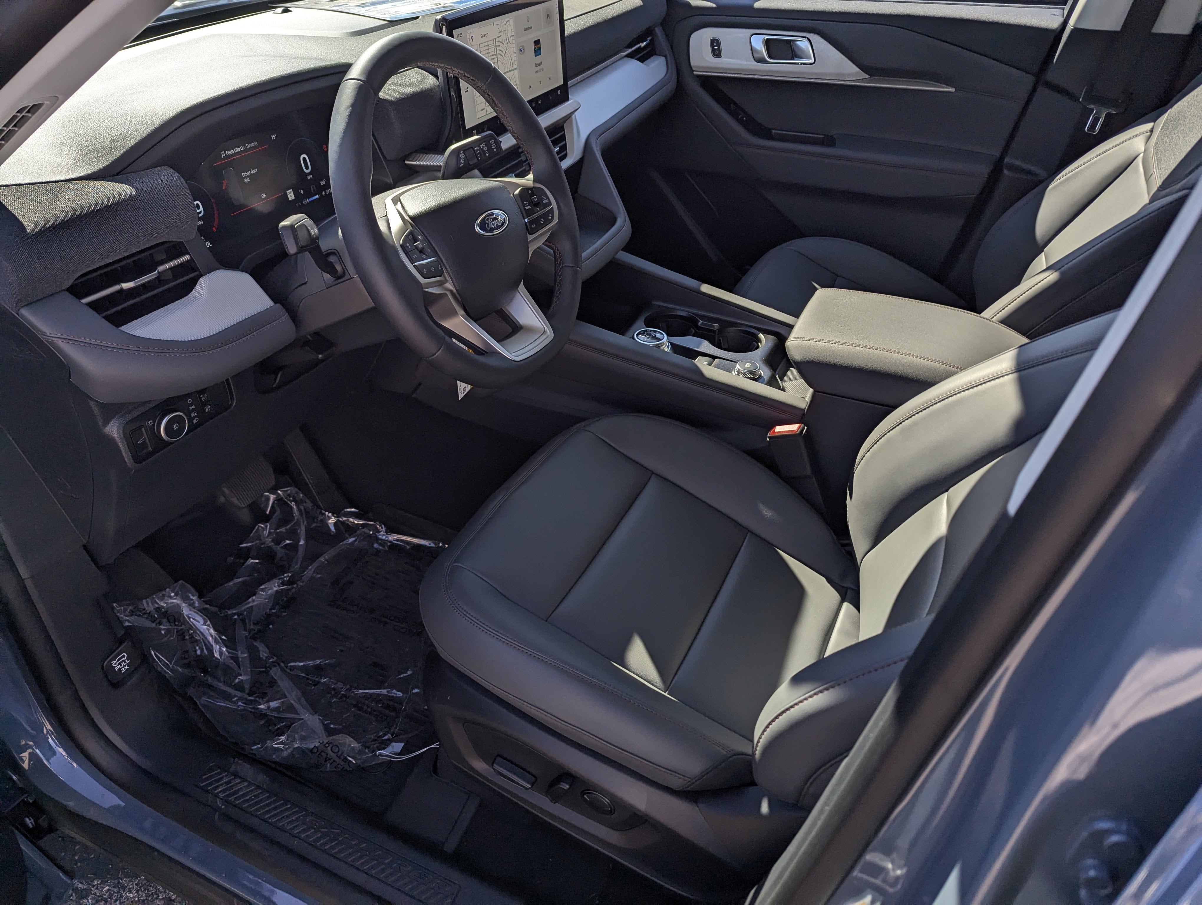 2026 Ford Explorer Base