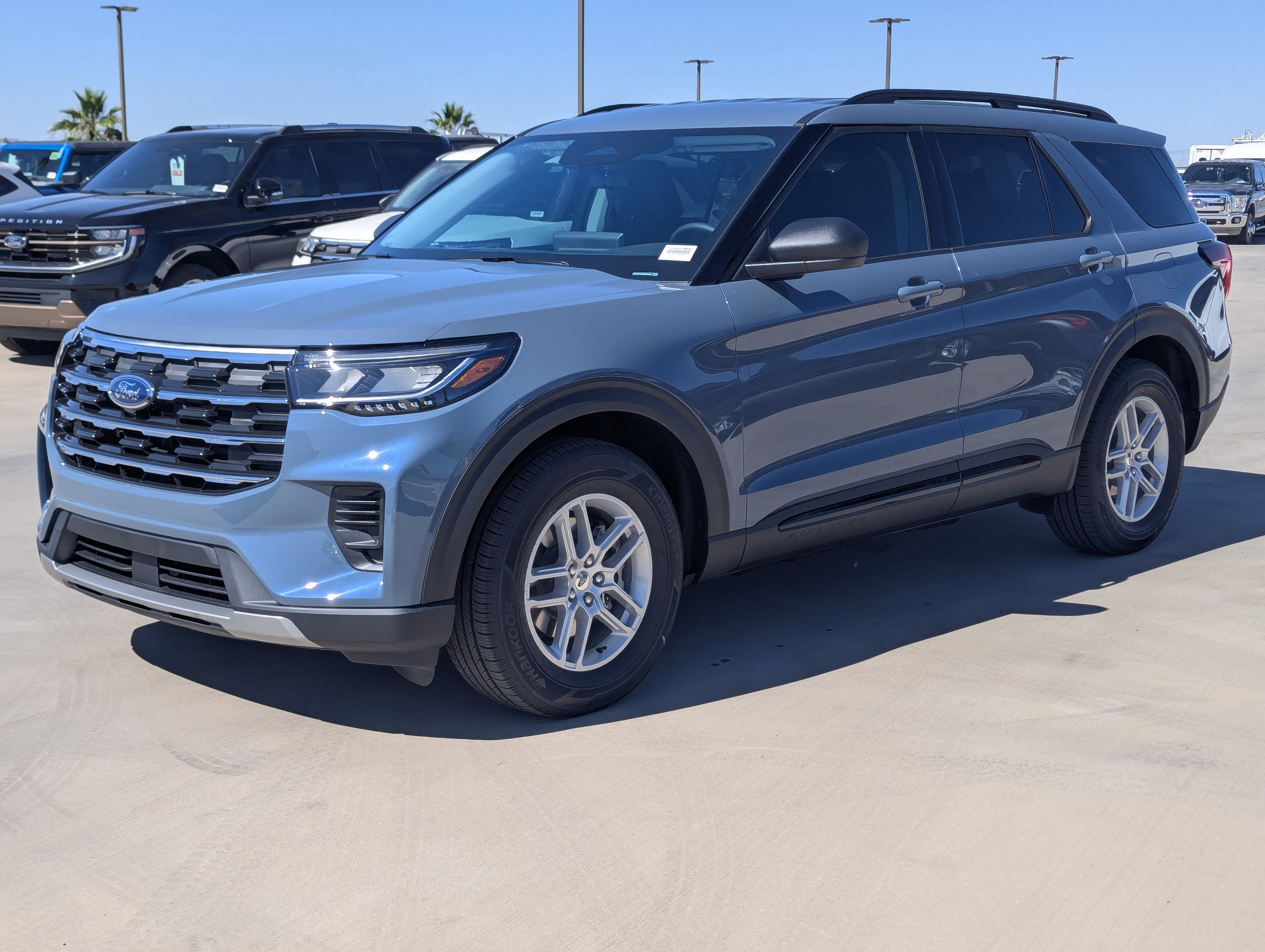 2026 Ford Explorer Active w/100A Pkg