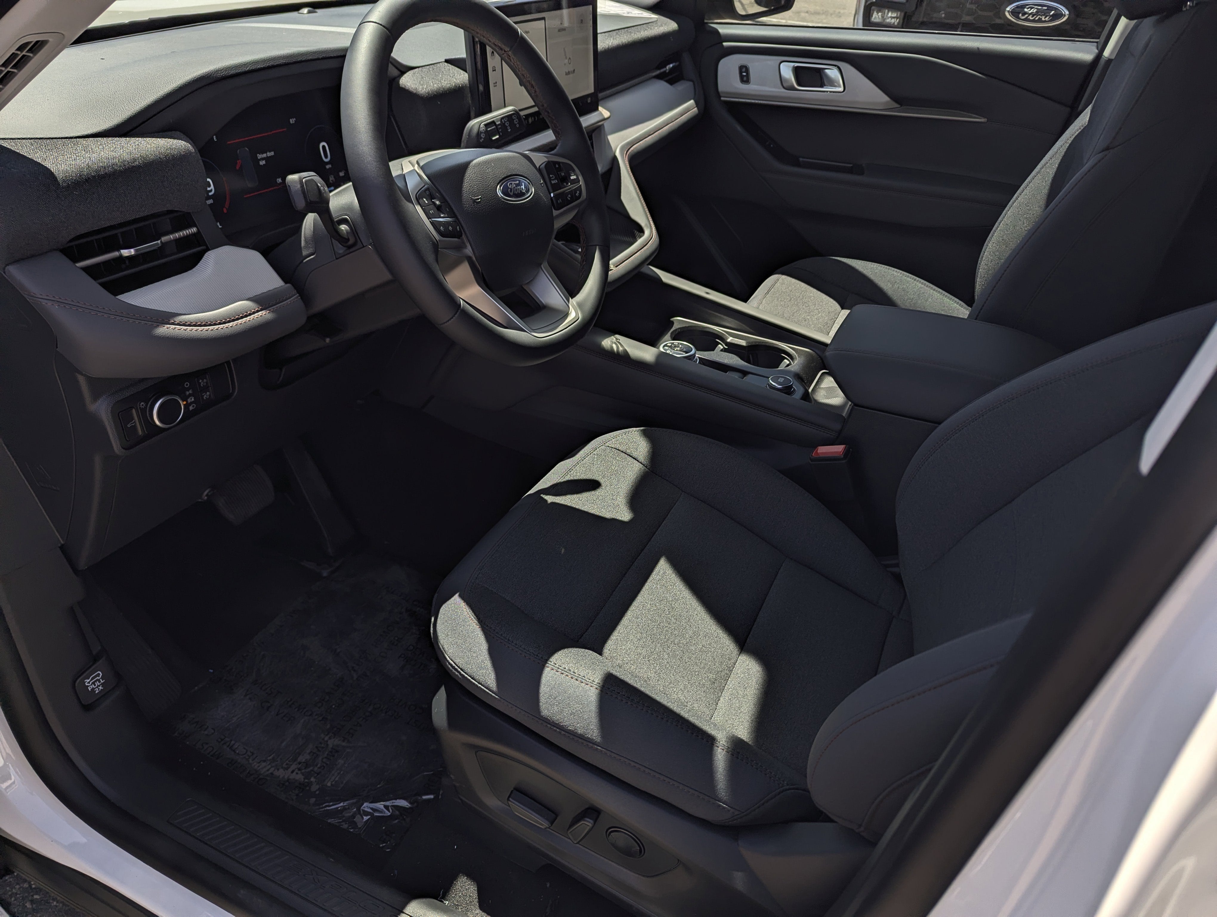 2026 Ford Explorer Active w/100A Pkg