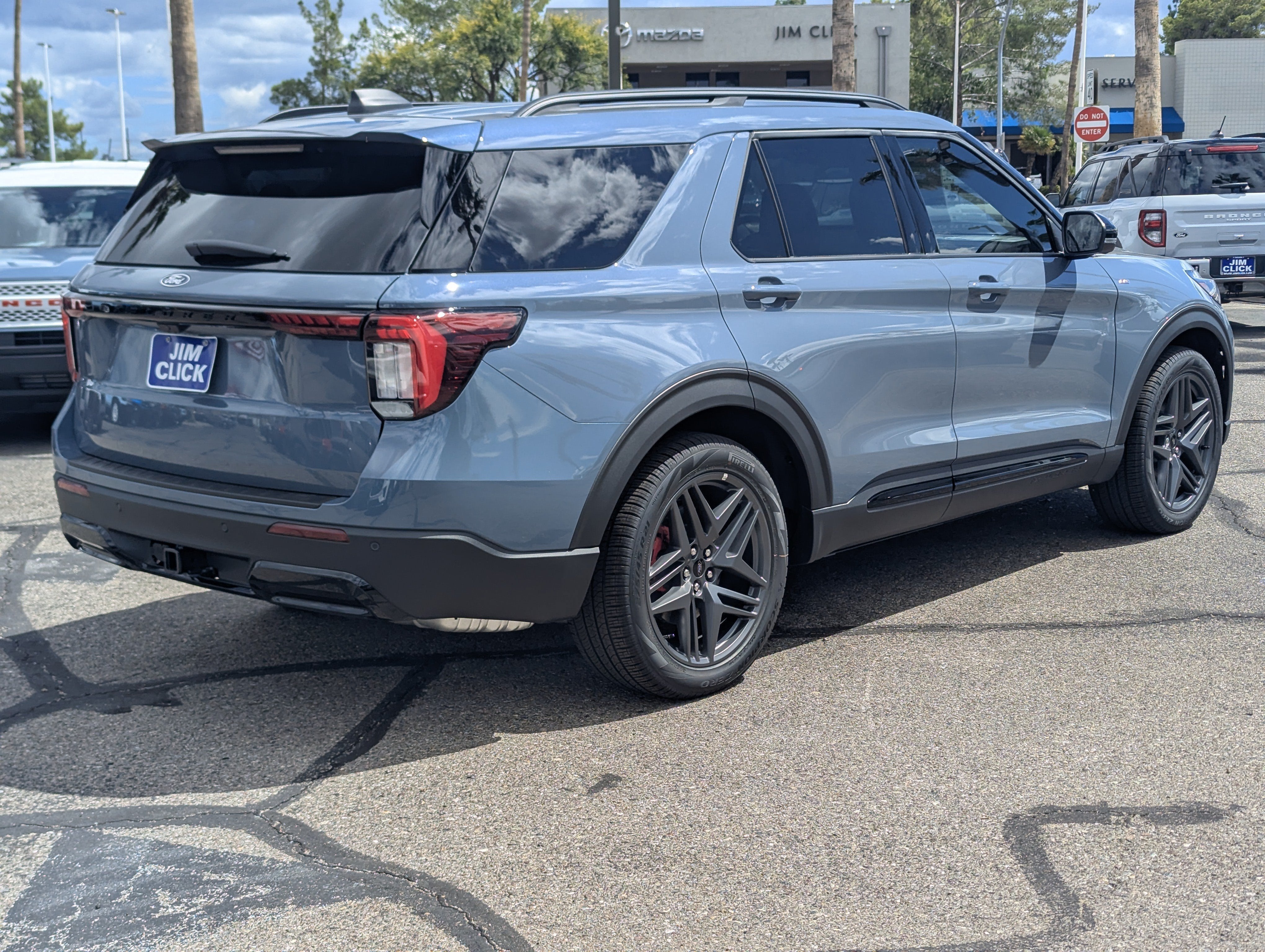 2027 Ford Explorer ST-Line