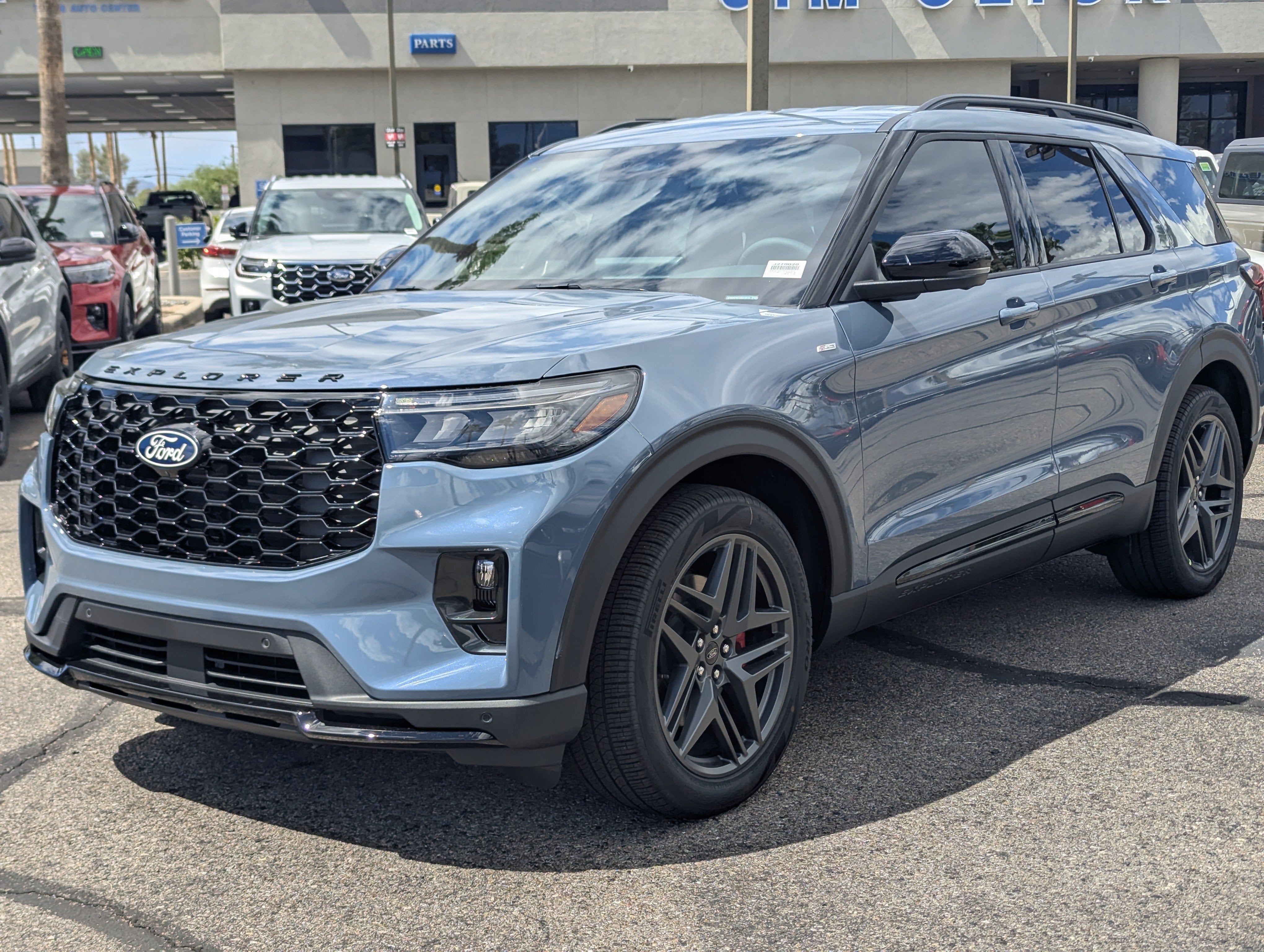 2027 Ford Explorer ST-Line