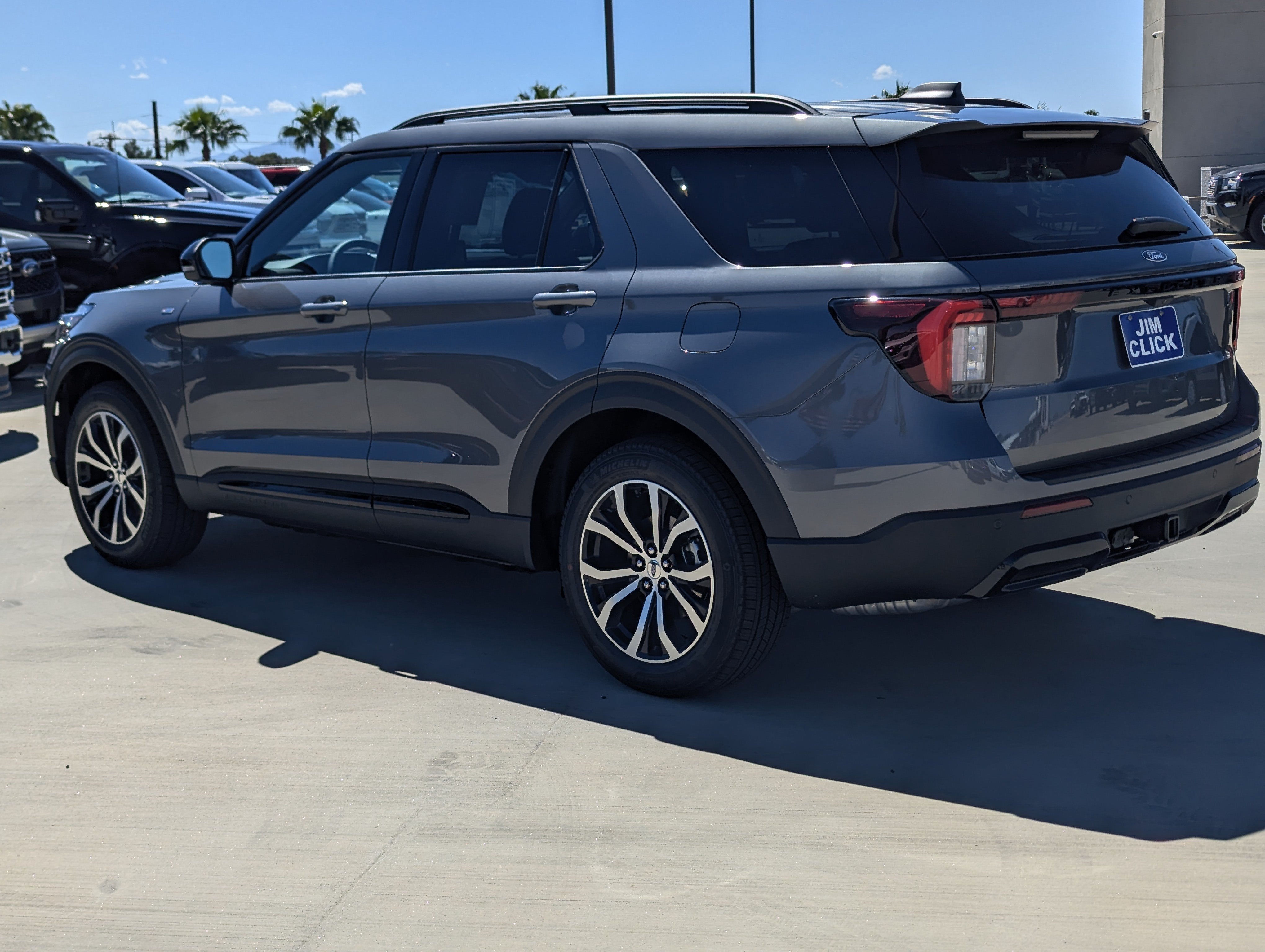 2027 Ford Explorer ST-Line