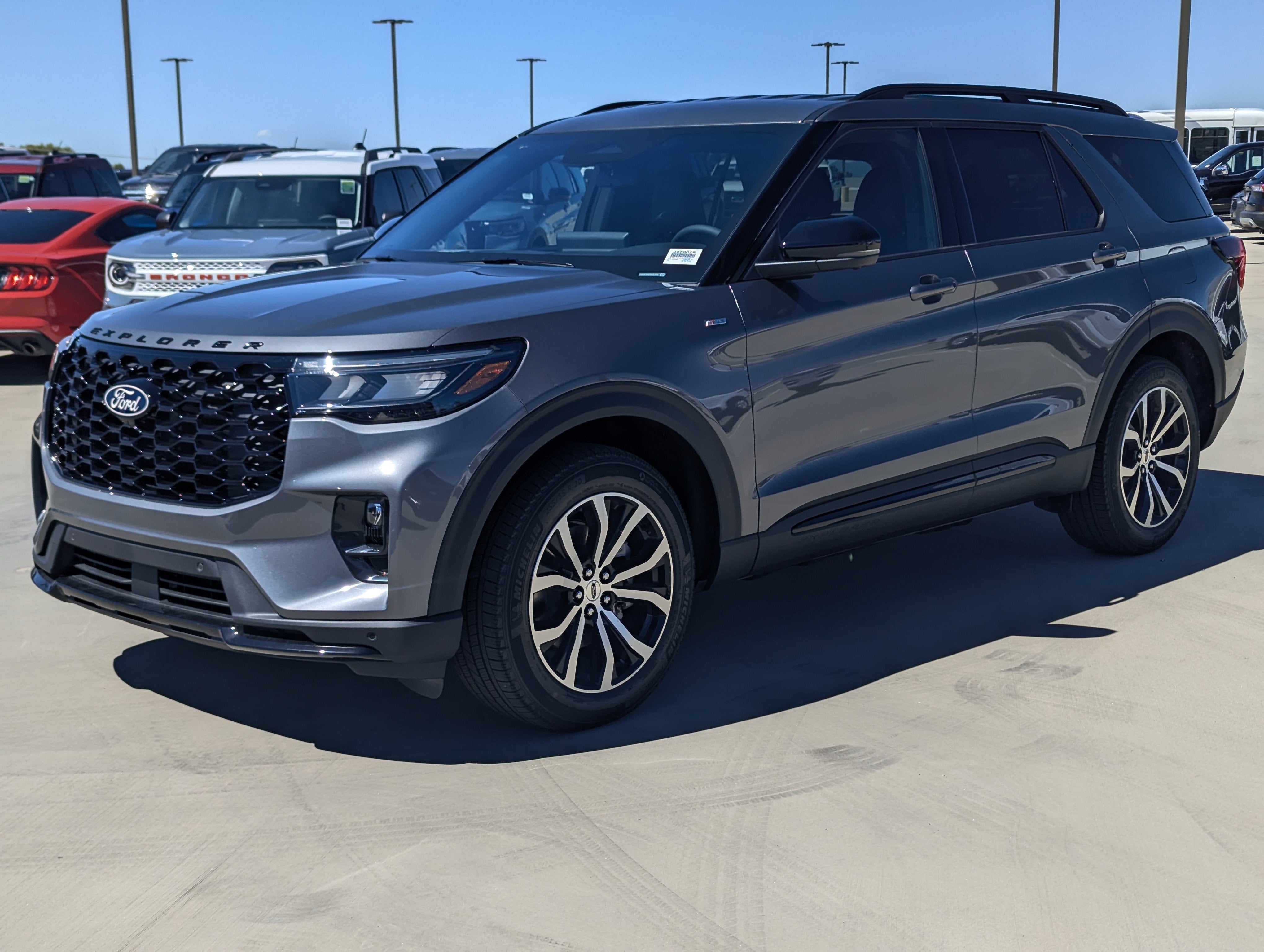 2027 Ford Explorer ST-Line