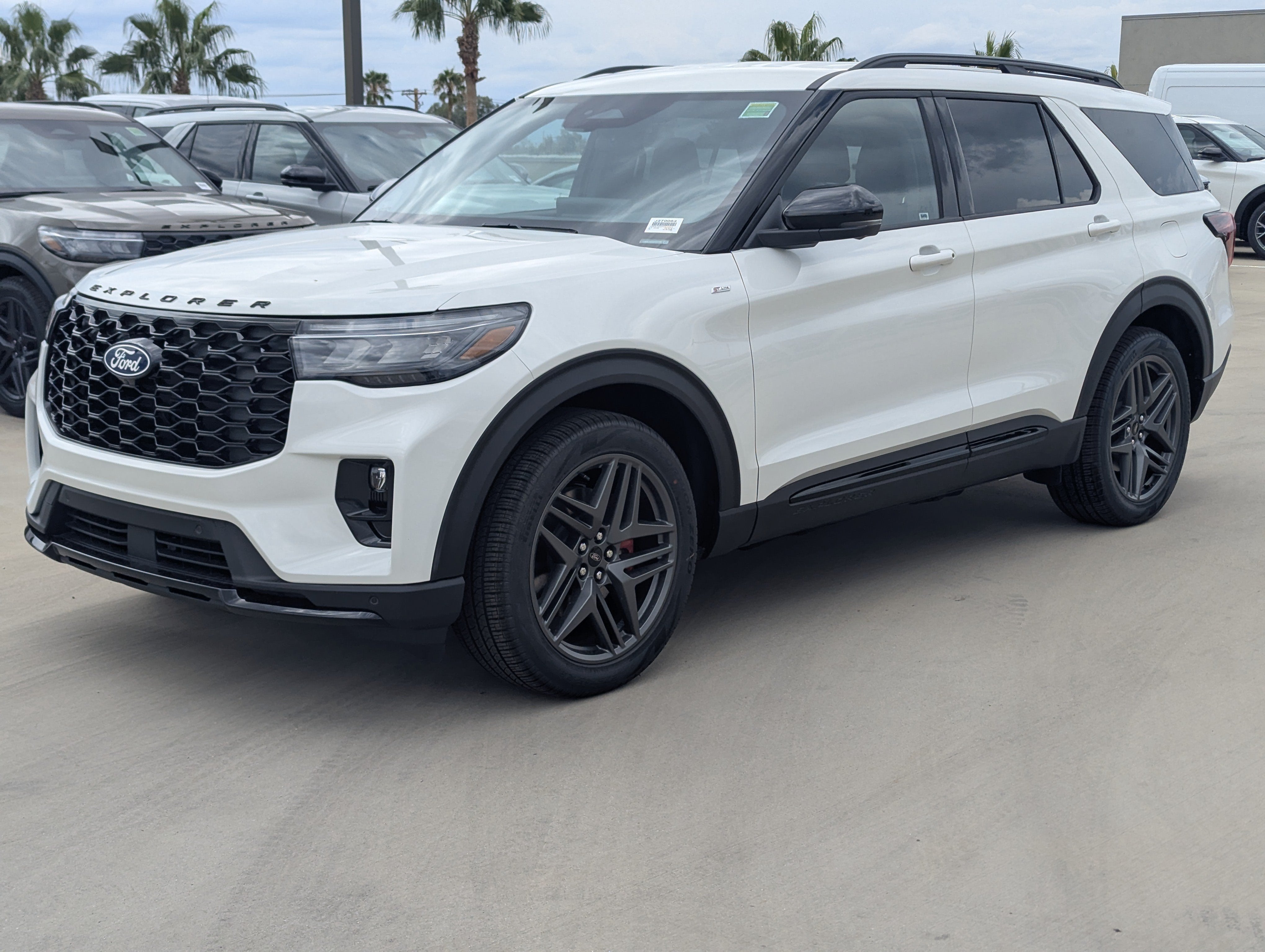 2027 Ford Explorer ST-Line