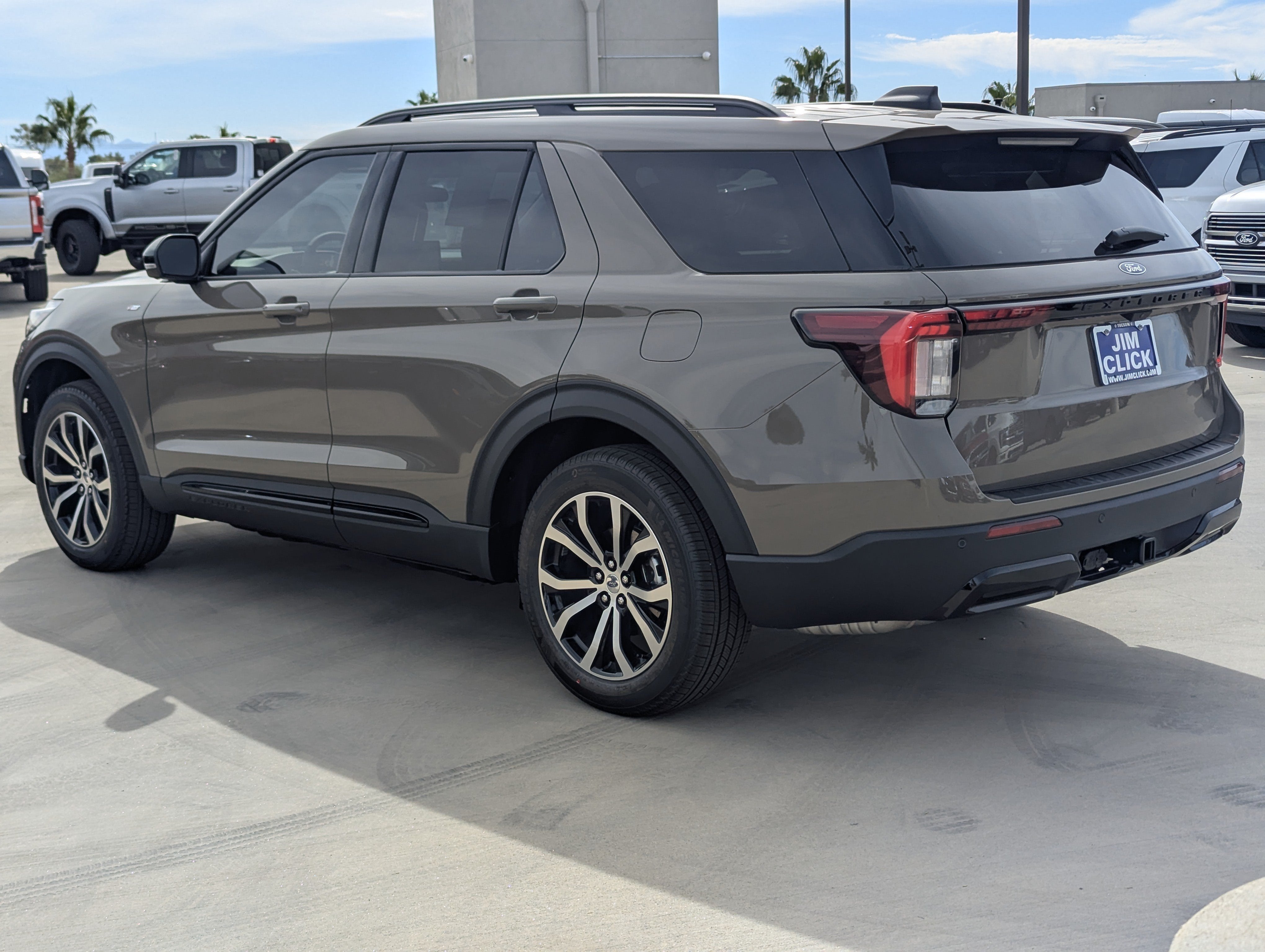 2027 Ford Explorer ST-Line