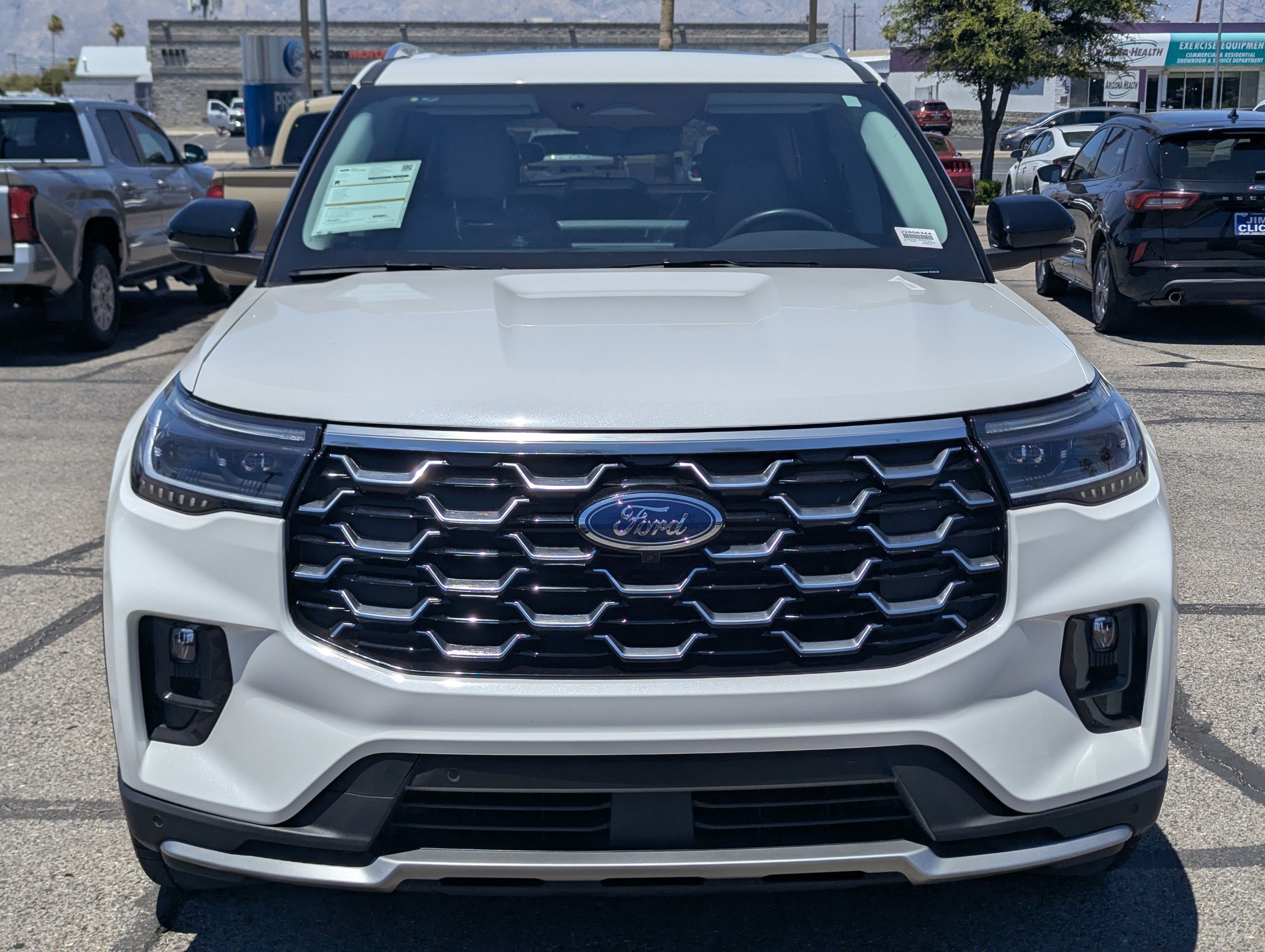 2025 Ford Explorer Platinum