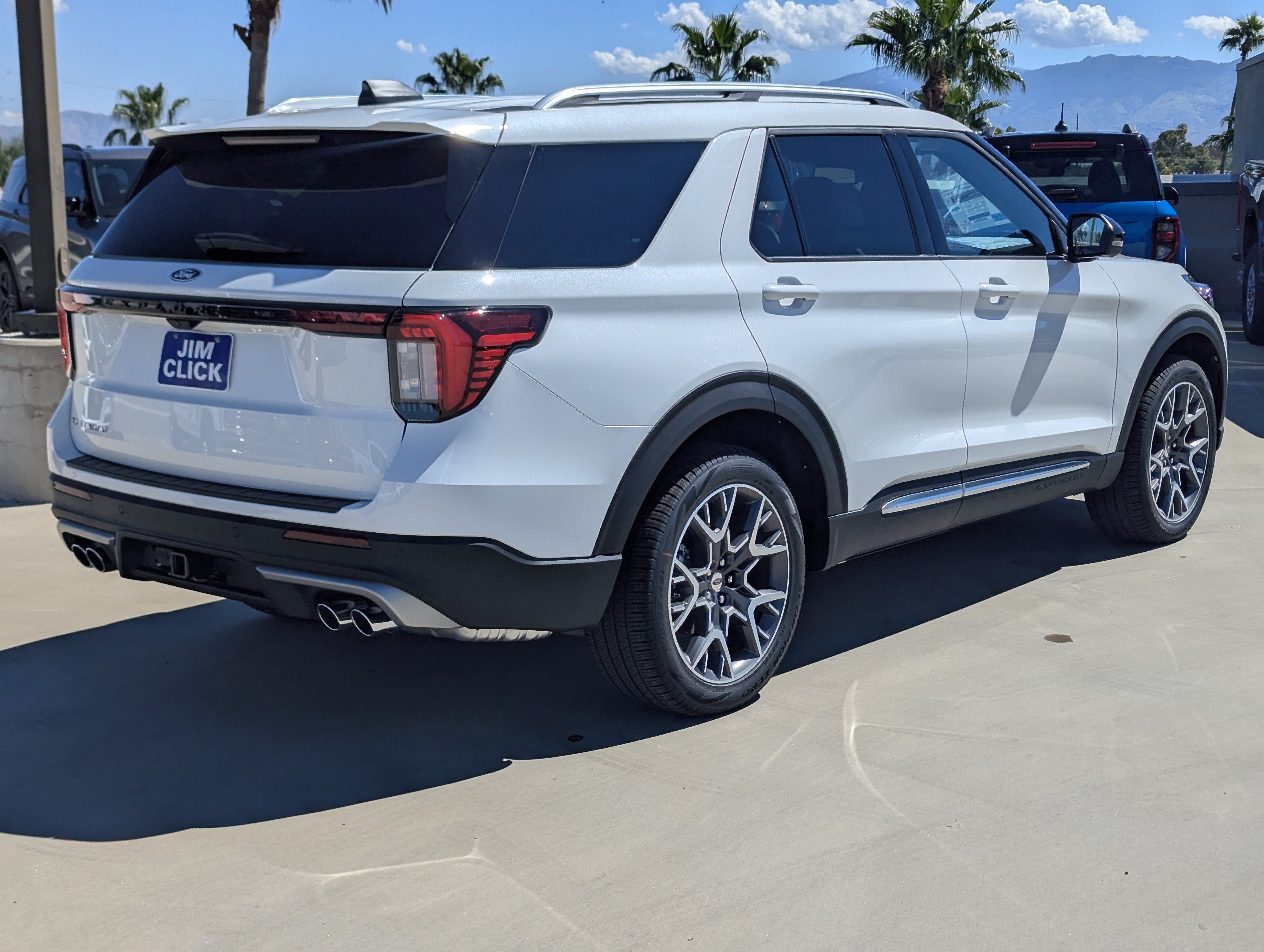 2027 Ford Explorer Platinum™