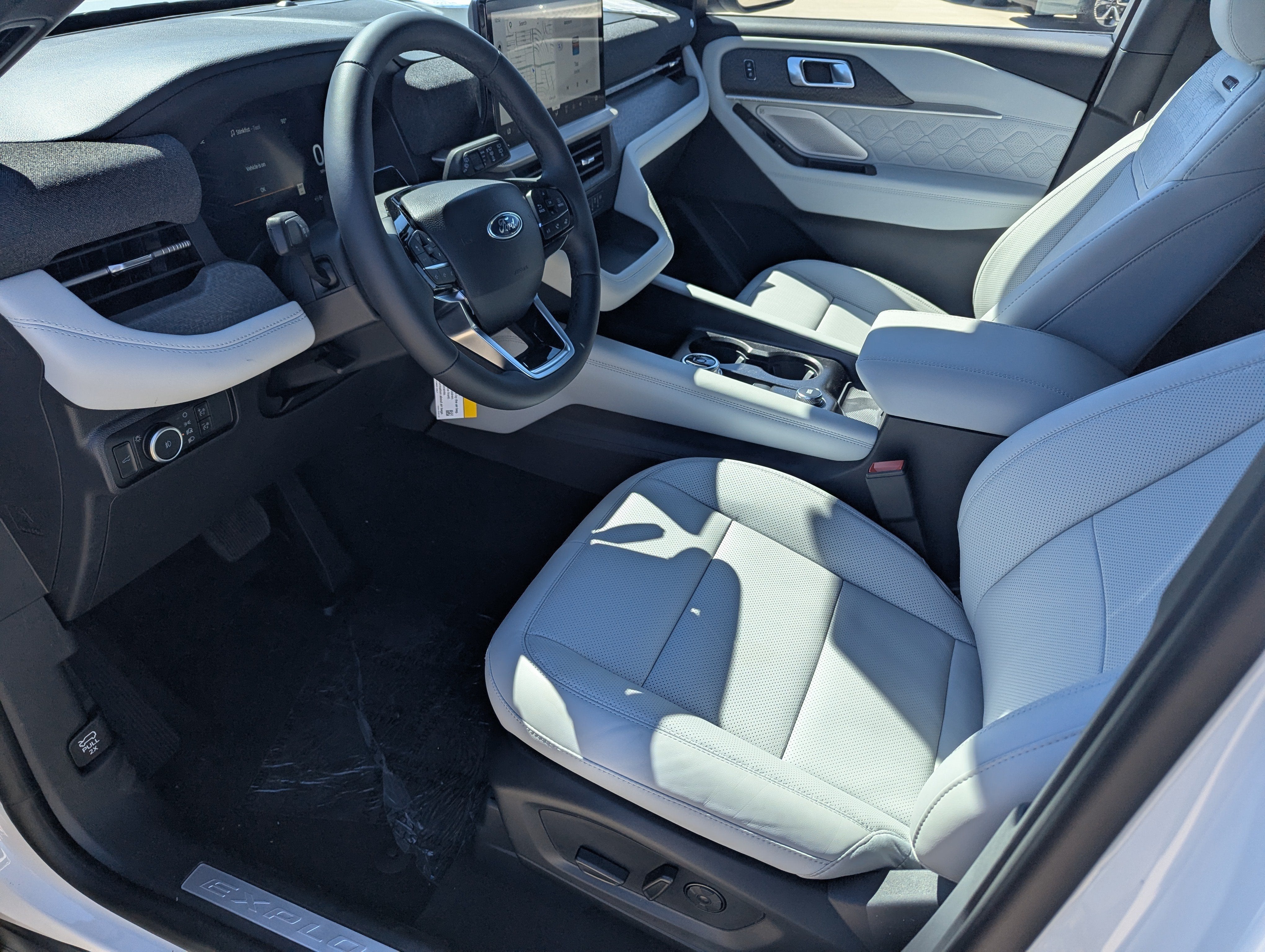 2027 Ford Explorer Platinum™