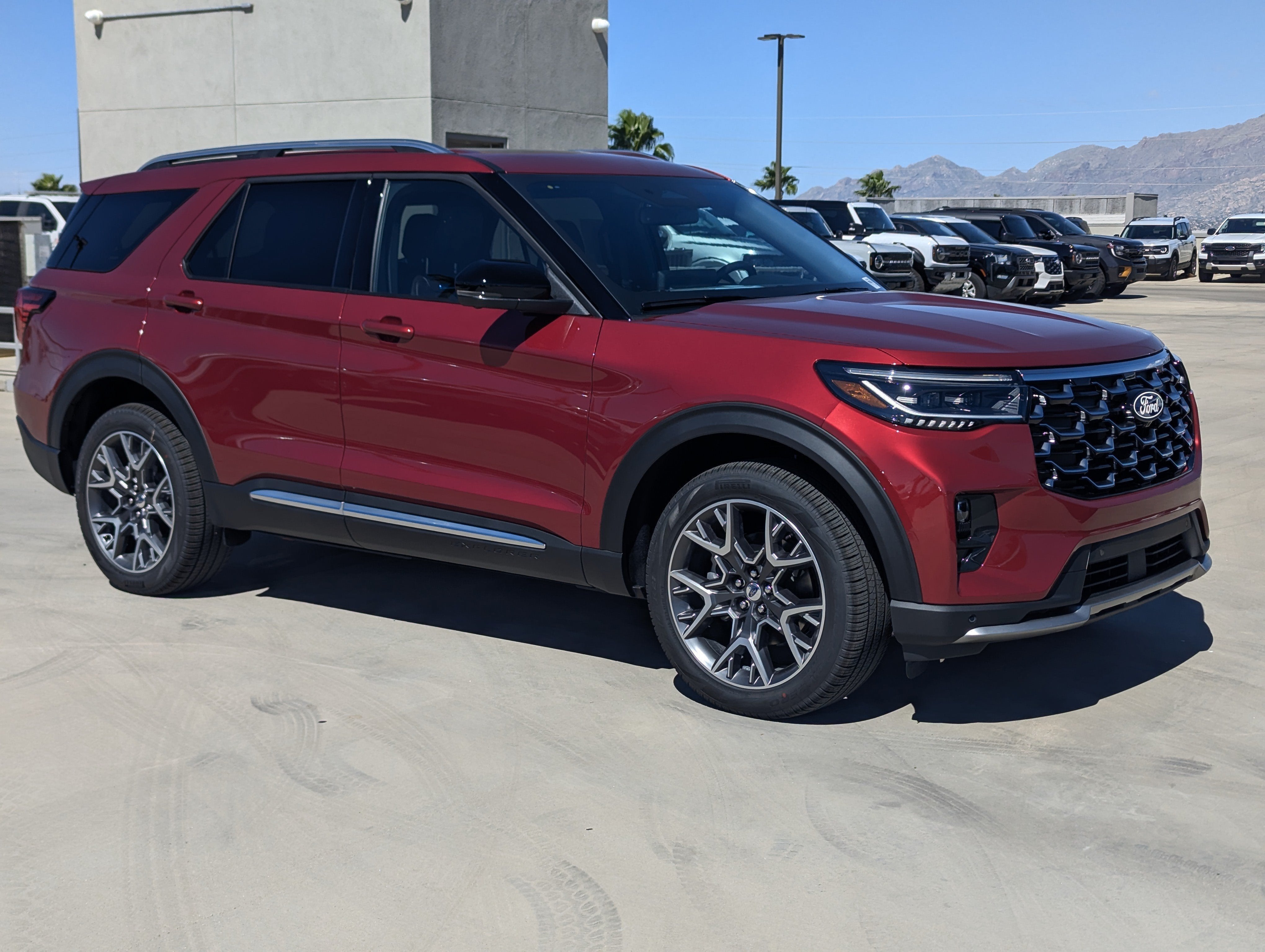 2027 Ford Explorer Platinum