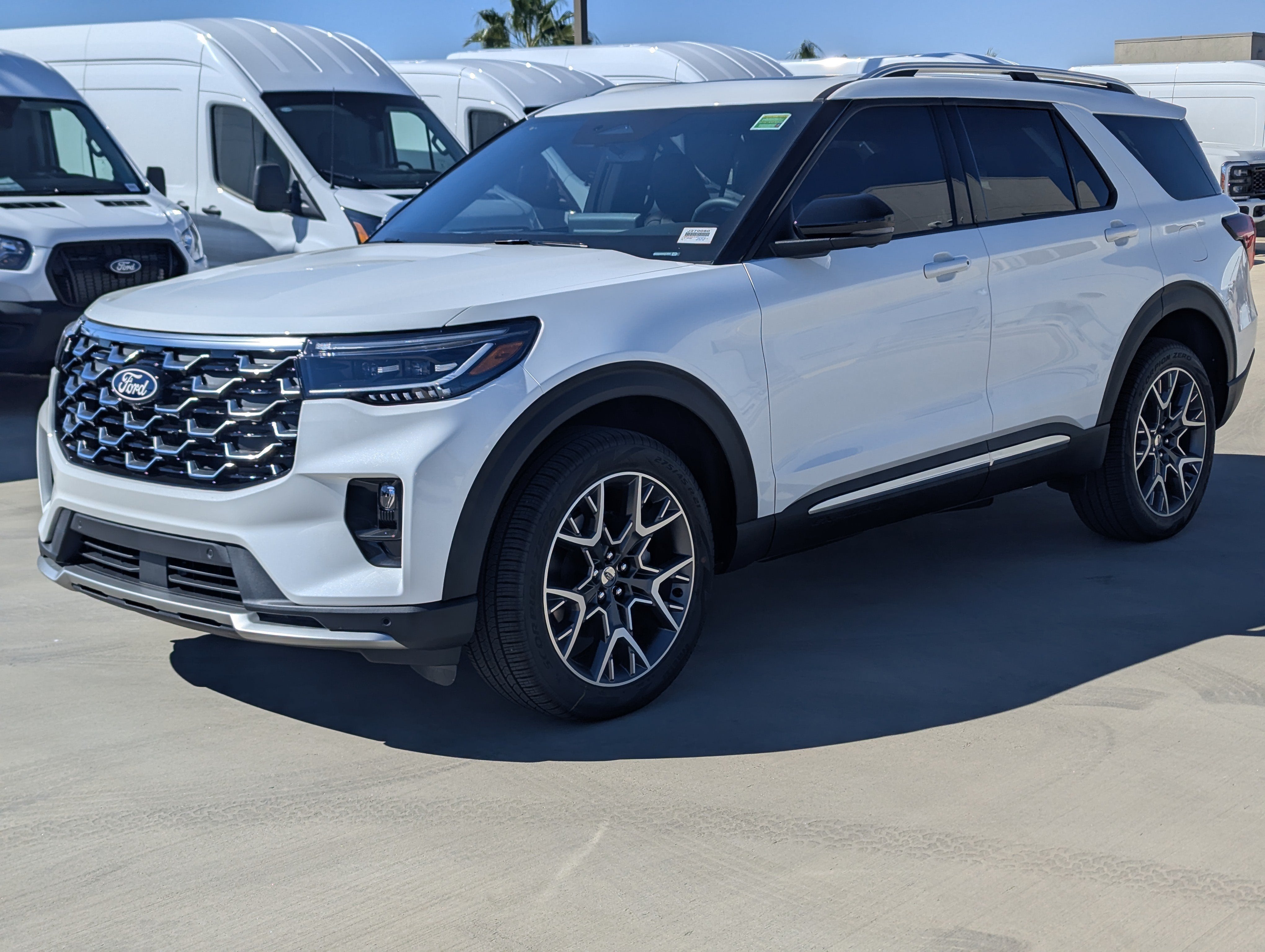 2027 Ford Explorer Platinum™