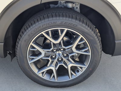 2027 Ford Explorer Platinum™